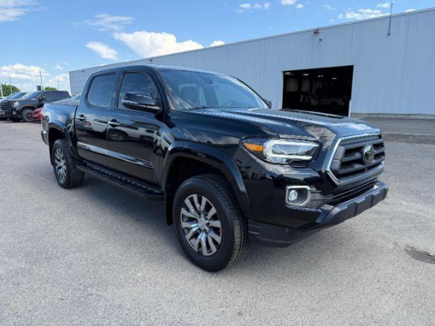 2022 Midnight Black Metallic /Black/Black Toyota Tacoma Limited (3TYGZ5AN0NT) with an 3.5L V-6 port/direct injection engine, AUTOMATIC transmission, located at 1235 N Woodruff Ave., Idaho Falls, 83401, (208) 523-1053, 43.507172, -112.000488 - At Timberline Auto, finding a great deal on your next vehicle is always easy! Our experienced sales staff's goal is to help find you the right vehicle at the right price! Our knowledgeable finance department has options for almost any credit score. We offer extended service contract options to prote - Photo#7