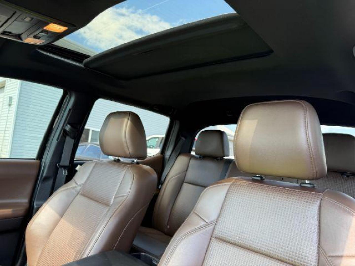 2022 Midnight Black Metallic /Black/Black Toyota Tacoma Limited (3TYGZ5AN0NT) with an 3.5L V-6 port/direct injection engine, AUTOMATIC transmission, located at 1235 N Woodruff Ave., Idaho Falls, 83401, (208) 523-1053, 43.507172, -112.000488 - At Timberline Auto, finding a great deal on your next vehicle is always easy! Our experienced sales staff's goal is to help find you the right vehicle at the right price! Our knowledgeable finance department has options for almost any credit score. We offer extended service contract options to prote - Photo#18