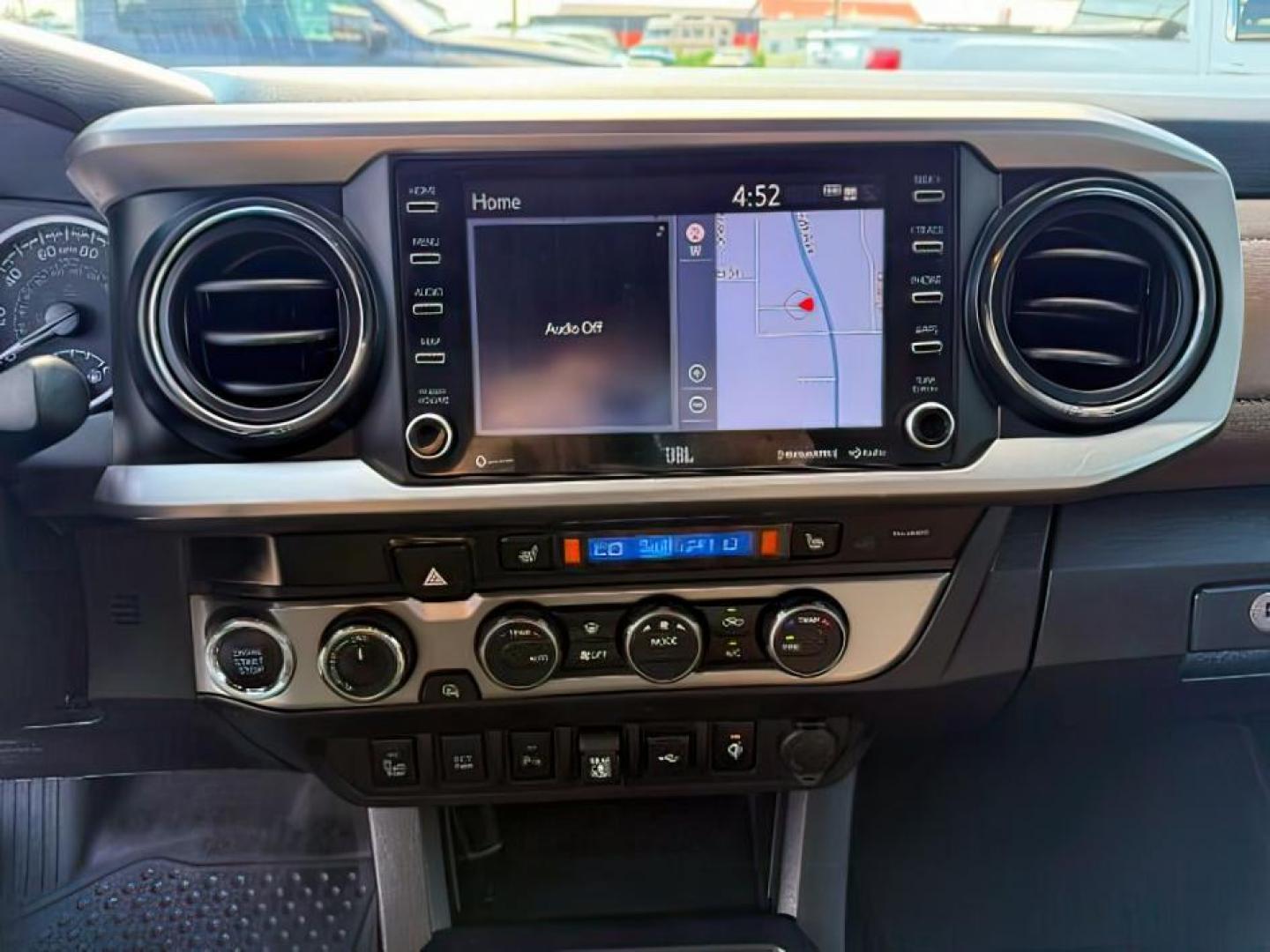 2022 Midnight Black Metallic /Black/Black Toyota Tacoma Limited (3TYGZ5AN0NT) with an 3.5L V-6 port/direct injection engine, AUTOMATIC transmission, located at 1235 N Woodruff Ave., Idaho Falls, 83401, (208) 523-1053, 43.507172, -112.000488 - At Timberline Auto, finding a great deal on your next vehicle is always easy! Our experienced sales staff's goal is to help find you the right vehicle at the right price! Our knowledgeable finance department has options for almost any credit score. We offer extended service contract options to prote - Photo#13