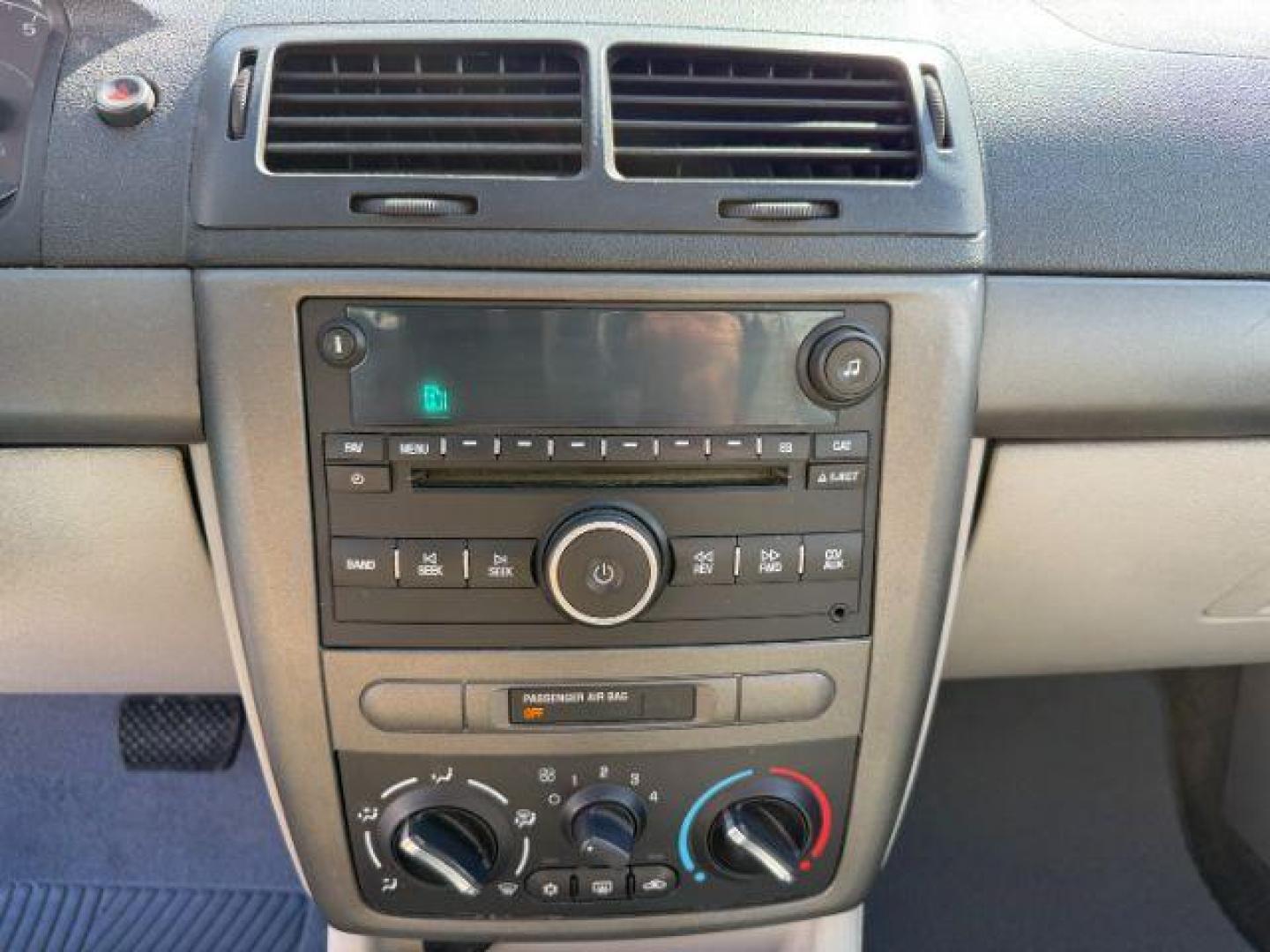 2008 Ultra Silver Metallic /Gray Chevrolet Cobalt LT (1G1AL58F287) with an Ecotec 2.2L I-4 DOHC engine, AUTOMATIC transmission, located at 1235 N Woodruff Ave., Idaho Falls, 83401, (208) 523-1053, 43.507172, -112.000488 - At Timberline Auto, finding a great deal on your next vehicle is always easy! Our experienced sales staff's goal is to help find you the right vehicle at the right price! Our knowledgeable finance department has options for almost any credit score. We offer extended service contract options to prote - Photo#10