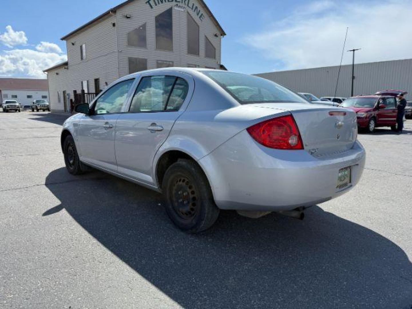 2008 Ultra Silver Metallic /Gray Chevrolet Cobalt LT (1G1AL58F287) with an Ecotec 2.2L I-4 DOHC engine, AUTOMATIC transmission, located at 1235 N Woodruff Ave., Idaho Falls, 83401, (208) 523-1053, 43.507172, -112.000488 - At Timberline Auto, finding a great deal on your next vehicle is always easy! Our experienced sales staff's goal is to help find you the right vehicle at the right price! Our knowledgeable finance department has options for almost any credit score. We offer extended service contract options to prote - Photo#2