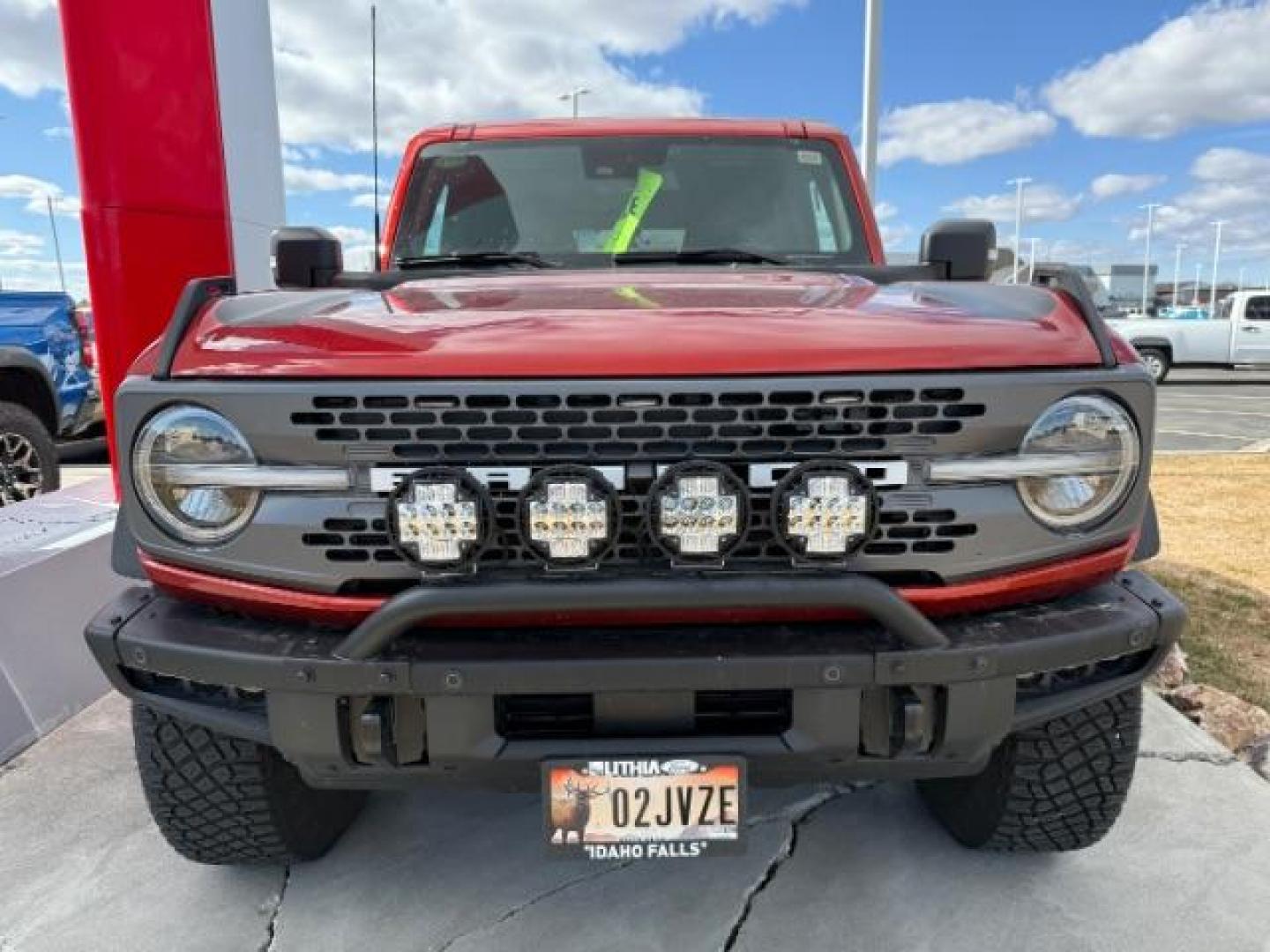 2024 RED /CLOTH FORD BRONCO BADLANDS (1FMEE9BP2RL) with an 2.7 engine, AUTOMATIC transmission, located at 1235 N Woodruff Ave., Idaho Falls, 83401, (208) 523-1053, 43.507172, -112.000488 - At Timberline Auto, finding a great deal on your next vehicle is always easy! Our experienced sales staff's goal is to help find you the right vehicle at the right price! Our knowledgeable finance department has options for almost any credit score. We offer extended service contract options to prote - Photo#6