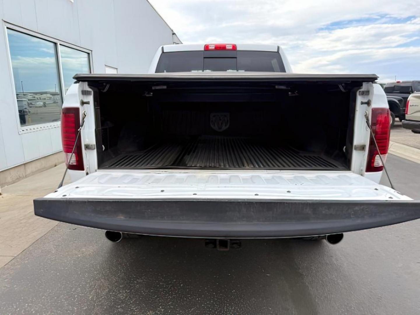 2014 WHITE /CLOTH RAM 1500 SPORT (1C6RR7MT4ES) with an 5.7 engine, AUTOMATIC transmission, located at 1235 N Woodruff Ave., Idaho Falls, 83401, (208) 523-1053, 43.507172, -112.000488 - At Timberline Auto, finding a great deal on your next vehicle is always easy! Our experienced sales staff's goal is to help find you the right vehicle at the right price! Our knowledgeable finance department has options for almost any credit score. We offer extended service contract options to prote - Photo#6