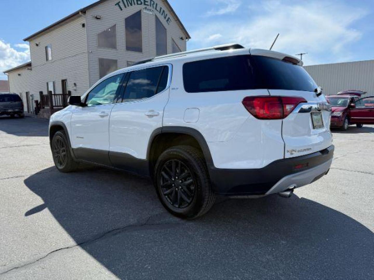 2018 Summit White /Jet Black GMC Acadia SLT-1 (1GKKNULS6JZ) with an 3.6L V-6 gasoline direct injection engine, AUTOMATIC transmission, located at 1235 N Woodruff Ave., Idaho Falls, 83401, (208) 523-1053, 43.507172, -112.000488 - At Timberline Auto, finding a great deal on your next vehicle is always easy! Our experienced sales staff's goal is to help find you the right vehicle at the right price! Our knowledgeable finance department has options for almost any credit score. We offer extended service contract options to prote - Photo#2