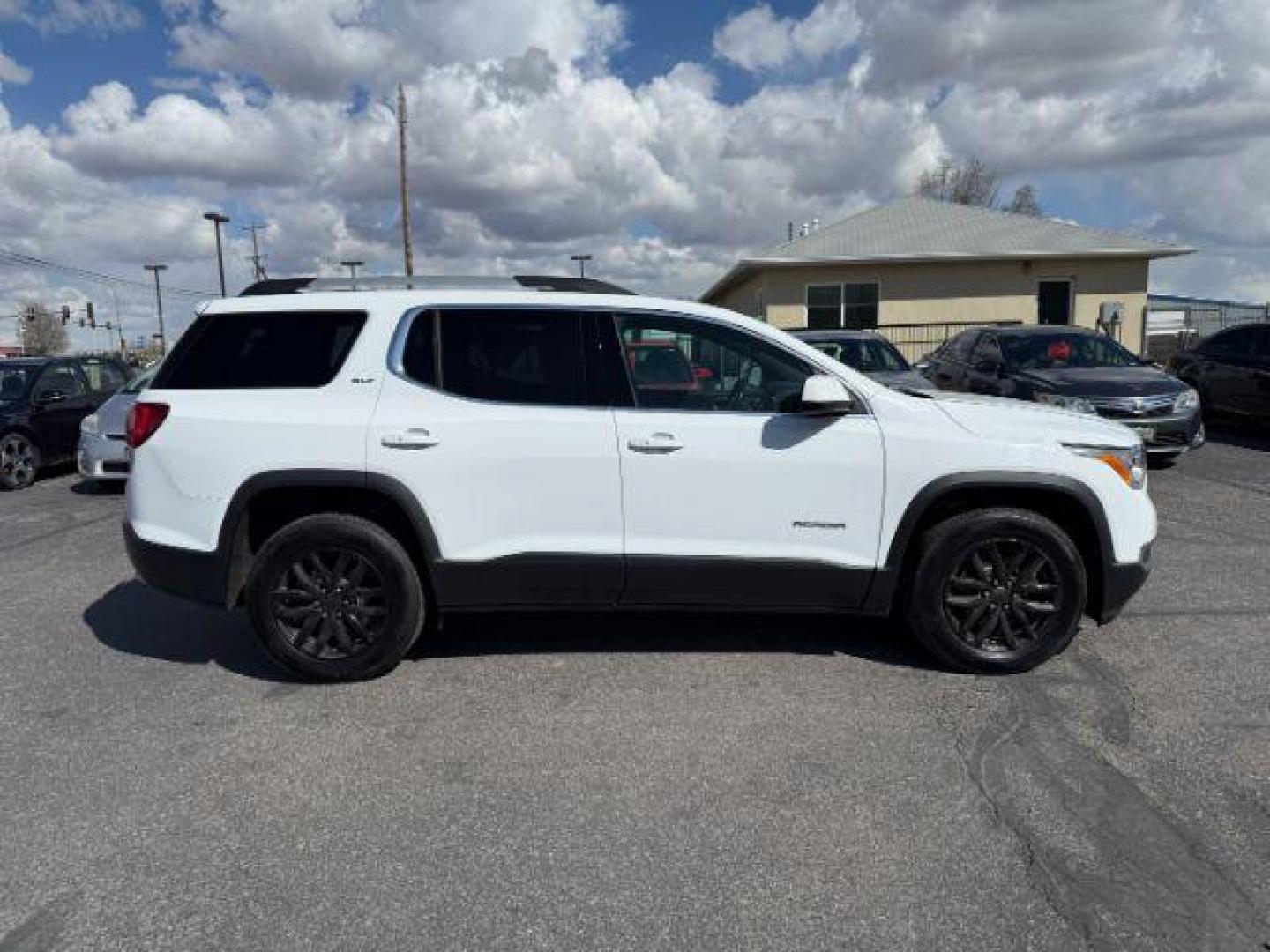2018 Summit White /Jet Black GMC Acadia SLT-1 (1GKKNULS6JZ) with an 3.6L V-6 gasoline direct injection engine, AUTOMATIC transmission, located at 1235 N Woodruff Ave., Idaho Falls, 83401, (208) 523-1053, 43.507172, -112.000488 - At Timberline Auto, finding a great deal on your next vehicle is always easy! Our experienced sales staff's goal is to help find you the right vehicle at the right price! Our knowledgeable finance department has options for almost any credit score. We offer extended service contract options to prote - Photo#6