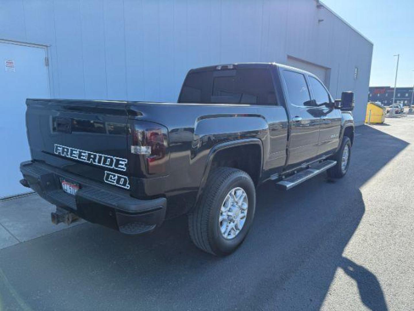 2015 Onyx Black /Jet Black GMC Sierra 2500HD Denali (1GT120E84FF) with an Duramax 6.6L V-8 diesel direct injection engine, AUTOMATIC transmission, located at 1235 N Woodruff Ave., Idaho Falls, 83401, (208) 523-1053, 43.507172, -112.000488 - At Timberline Auto, finding a great deal on your next vehicle is always easy! Our experienced sales staff's goal is to help find you the right vehicle at the right price! Our knowledgeable finance department has options for almost any credit score. We offer extended service contract options to prote - Photo#4