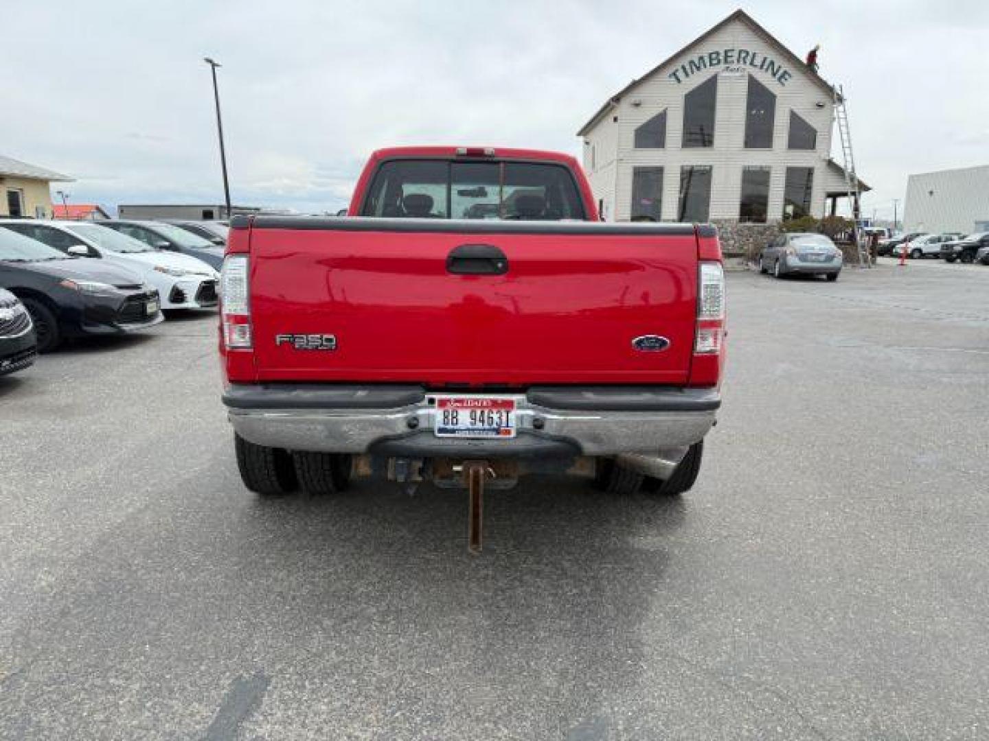 2003 Red Clearcoat /Medium Flint Ford F-350 XLT (1FTWX33F73E) with an Powerstroke 6L V-8 diesel direct injection engine, AUTOMATIC transmission, located at 1235 N Woodruff Ave., Idaho Falls, 83401, (208) 523-1053, 43.507172, -112.000488 - At Timberline Auto, finding a great deal on your next vehicle is always easy! Our experienced sales staff's goal is to help find you the right vehicle at the right price! Our knowledgeable finance department has options for almost any credit score. We offer extended service contract options to prote - Photo#3