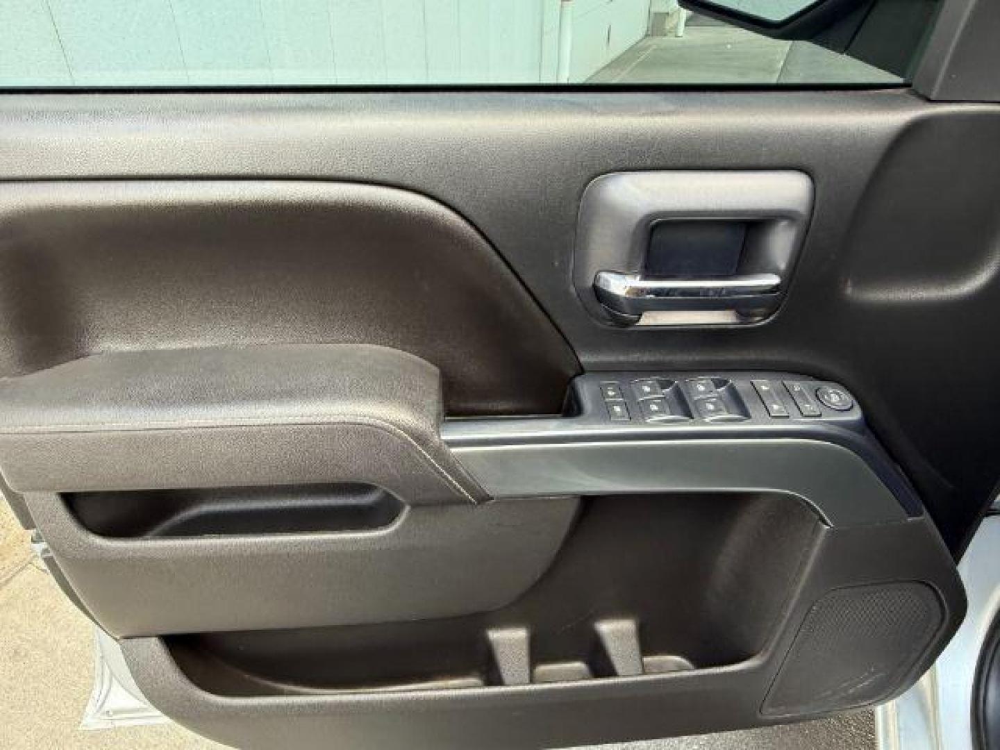 2017 Silver Ice Metallic /Jet Black Chevrolet Silverado 1500 1LT (3GCUKREC7HG) with an 5.3 engine, AUTOMATIC transmission, located at 1235 N Woodruff Ave., Idaho Falls, 83401, (208) 523-1053, 43.507172, -112.000488 - At Timberline Auto, finding a great deal on your next vehicle is always easy! Our experienced sales staff's goal is to help find you the right vehicle at the right price! Our knowledgeable finance department has options for almost any credit score. We offer extended service contract options to prote - Photo#17