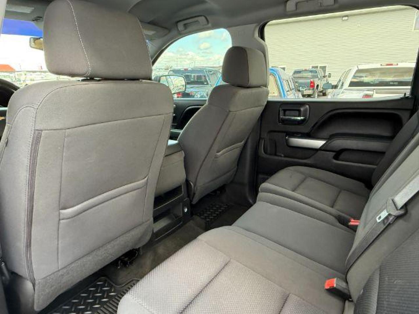 2017 Silver Ice Metallic /Jet Black Chevrolet Silverado 1500 1LT (3GCUKREC7HG) with an 5.3 engine, AUTOMATIC transmission, located at 1235 N Woodruff Ave., Idaho Falls, 83401, (208) 523-1053, 43.507172, -112.000488 - At Timberline Auto, finding a great deal on your next vehicle is always easy! Our experienced sales staff's goal is to help find you the right vehicle at the right price! Our knowledgeable finance department has options for almost any credit score. We offer extended service contract options to prote - Photo#19