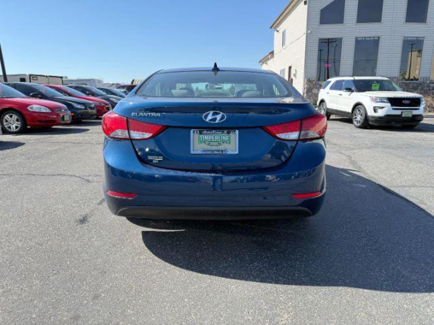 2015 BLUE /GRAY Hyundai Elantra SE (KMHDH4AE1FU) with an 1.8 engine, AUTO transmission, located at 1235 N Woodruff Ave., Idaho Falls, 83401, (208) 523-1053, 43.507172, -112.000488 - At Timberline Auto, finding a great deal on your next vehicle is always easy! Our experienced sales staff's goal is to help find you the right vehicle at the right price! Our knowledgeable finance department has options for almost any credit score. We offer extended service contract options to prote - Photo#20