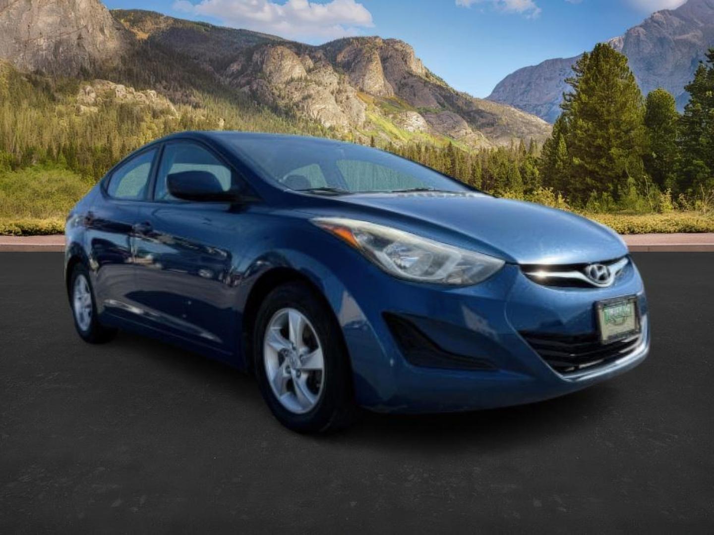 2015 BLUE /GRAY Hyundai Elantra SE (KMHDH4AE1FU) with an 1.8 engine, AUTO transmission, located at 1235 N Woodruff Ave., Idaho Falls, 83401, (208) 523-1053, 43.507172, -112.000488 - At Timberline Auto, finding a great deal on your next vehicle is always easy! Our experienced sales staff's goal is to help find you the right vehicle at the right price! Our knowledgeable finance department has options for almost any credit score. We offer extended service contract options to prote - Photo#5