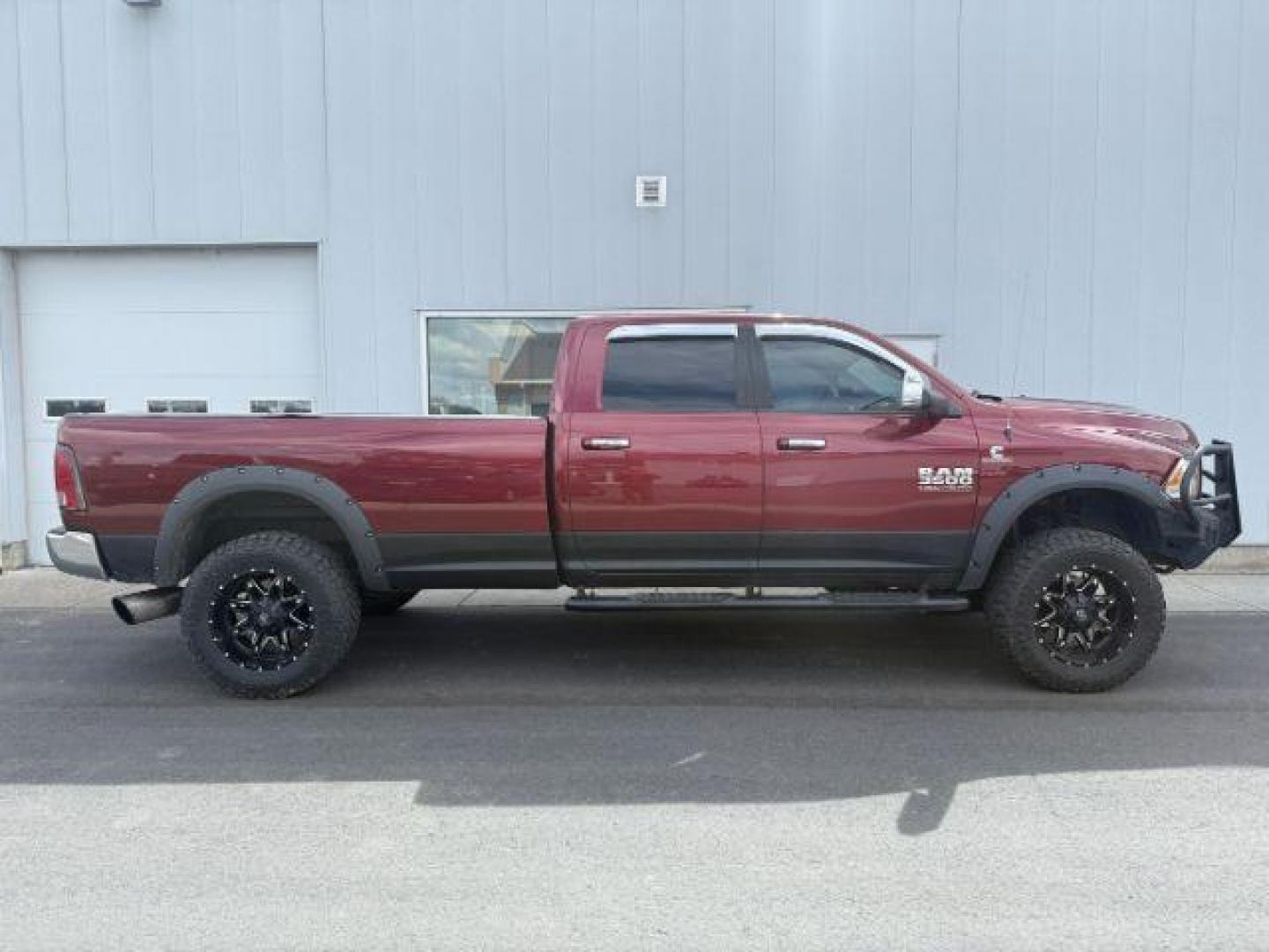 2017 RED /Black Ram 3500 Laramie Crew Cab 4x4 8' Box (3C63R3JL2HG) with an 6.7 engine, automatic transmission, located at 1235 N Woodruff Ave., Idaho Falls, 83401, (208) 523-1053, 43.507172, -112.000488 - At Timberline Auto, finding a great deal on your next vehicle is always easy! Our experienced sales staff's goal is to help find you the right vehicle at the right price! Our knowledgeable finance department has options for almost any credit score. We offer extended service contract options to prote - Photo#6