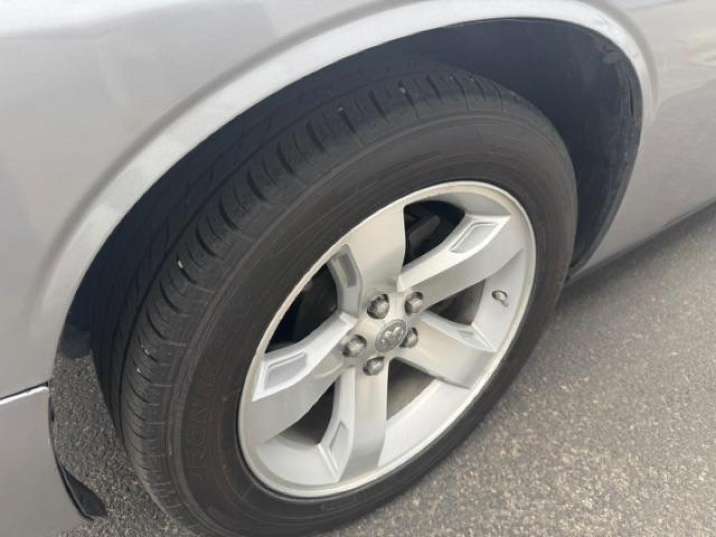 2014 Billet Silver Metallic CC /Dark Slate Gray Dodge Challenger SXT (2C3CDYAG7EH) with an 3.6L V6 DOHC 24V engine, 5-Speed Automatic transmission, located at 1235 N Woodruff Ave., Idaho Falls, 83401, (208) 523-1053, 43.507172, -112.000488 - At Timberline Auto, finding a great deal on your next vehicle is always easy! Our experienced sales staff's goal is to help find you the right vehicle at the right price! Our knowledgeable finance department has options for almost any credit score. We offer extended service contract options to prote - Photo#9