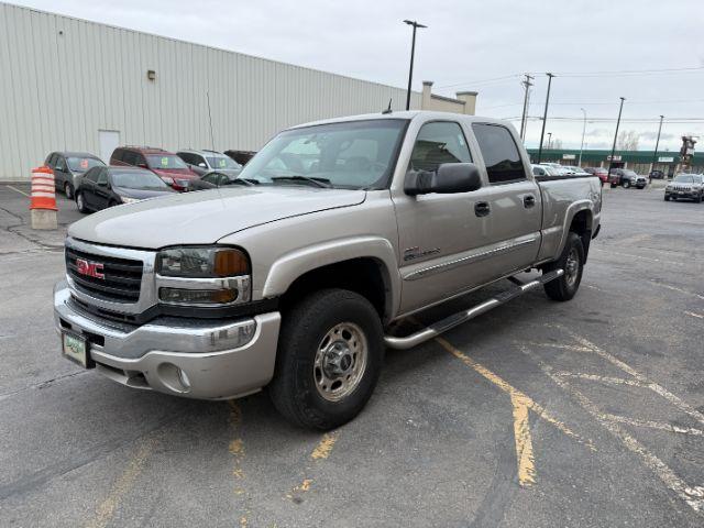 photo of 2005 GMC Sierra 2500HD SLT