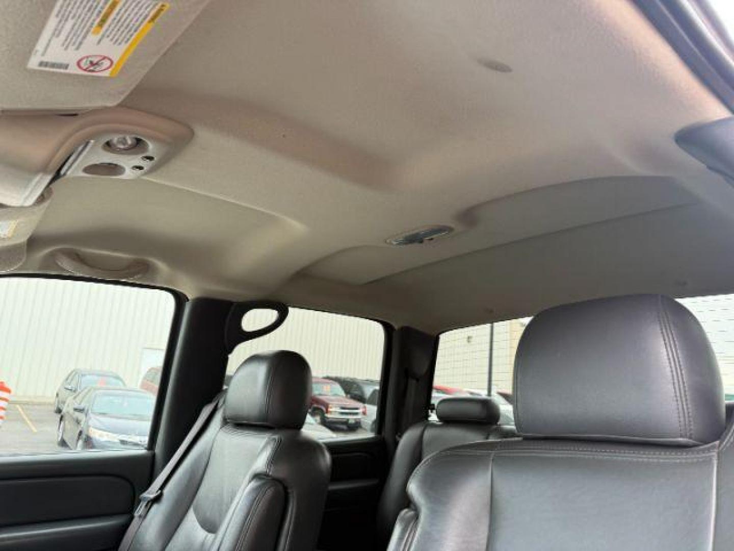 2005 Silver Birch Metallic /Dark Pewter GMC Sierra 2500HD SLT (1GTHK232X5F) with an Duramax 6.6L V-8 diesel direct injection engine, AUTOMATIC transmission, located at 1235 N Woodruff Ave., Idaho Falls, 83401, (208) 523-1053, 43.507172, -112.000488 - At Timberline Auto, finding a great deal on your next vehicle is always easy! Our experienced sales staff's goal is to help find you the right vehicle at the right price! Our knowledgeable finance department has options for almost any credit score. We offer extended service contract options to prote - Photo#9
