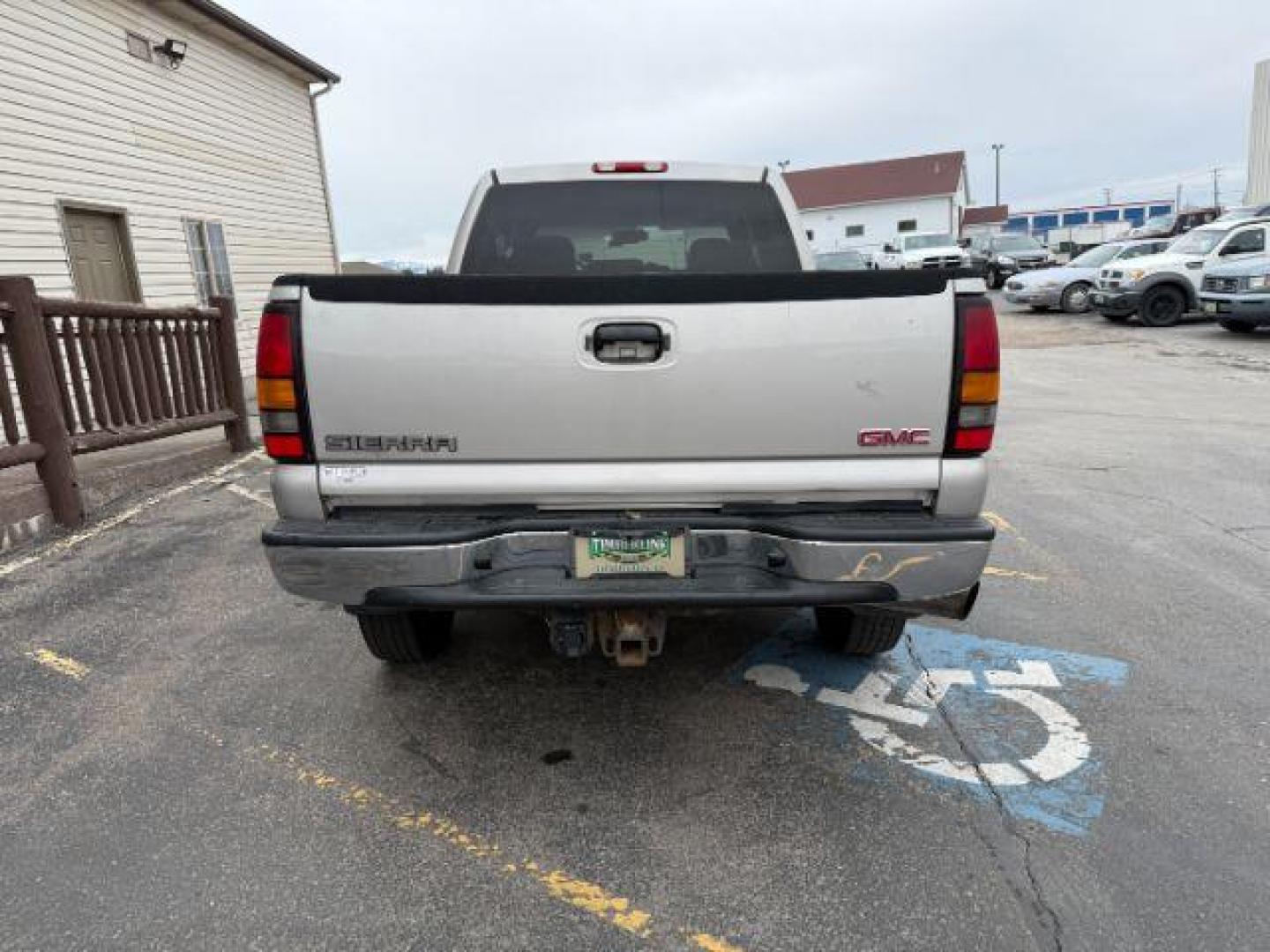 2005 Silver Birch Metallic /Dark Pewter GMC Sierra 2500HD SLT (1GTHK232X5F) with an Duramax 6.6L V-8 diesel direct injection engine, AUTOMATIC transmission, located at 1235 N Woodruff Ave., Idaho Falls, 83401, (208) 523-1053, 43.507172, -112.000488 - At Timberline Auto, finding a great deal on your next vehicle is always easy! Our experienced sales staff's goal is to help find you the right vehicle at the right price! Our knowledgeable finance department has options for almost any credit score. We offer extended service contract options to prote - Photo#2