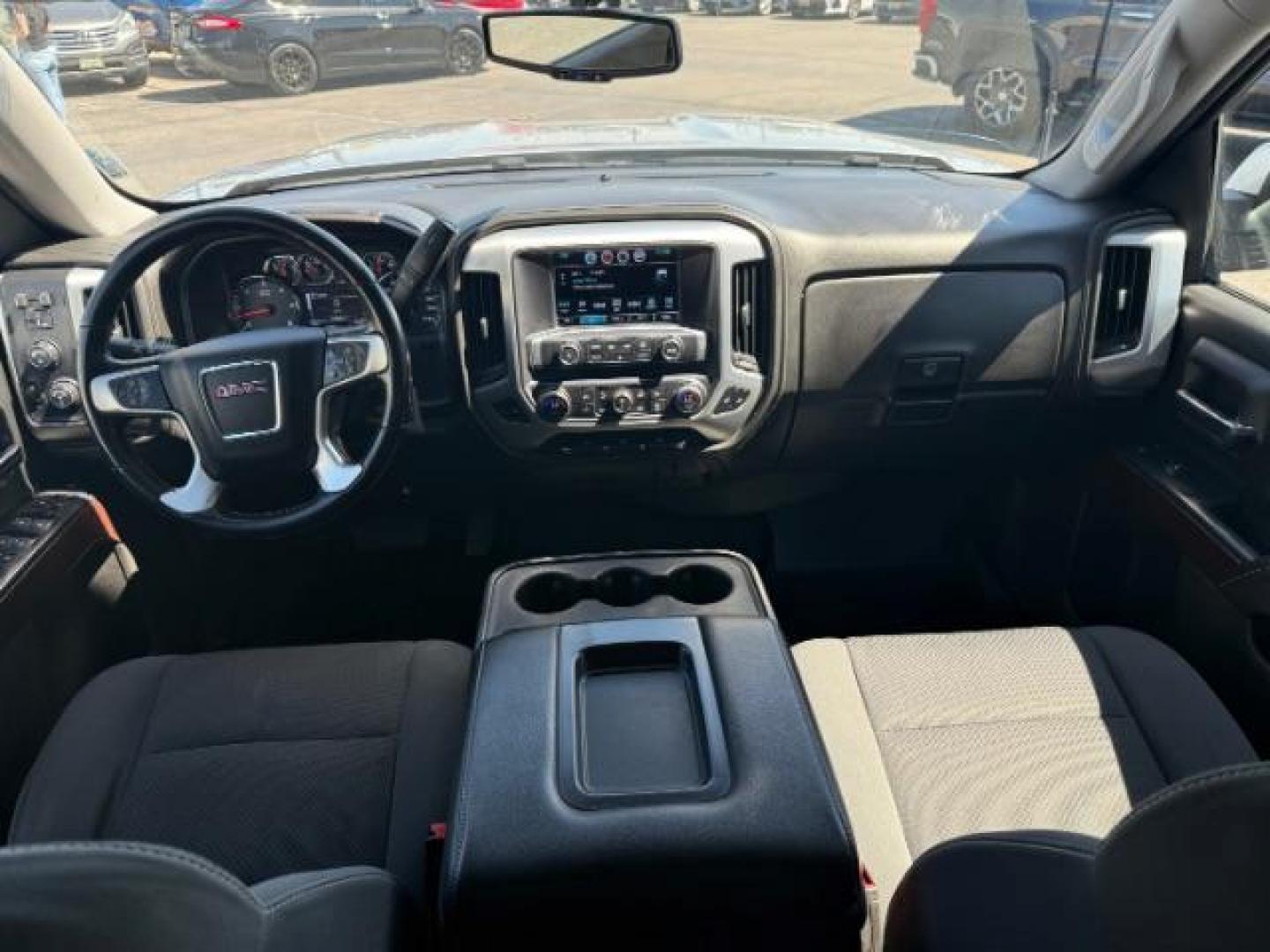 2018 Quicksilver Metallic /Jet Black GMC Sierra 1500 SLE (3GTU2MEC6JG) with an EcoTec3 4.3L V-6 gasoline direct injection engine, AUTOMATIC transmission, located at 1235 N Woodruff Ave., Idaho Falls, 83401, (208) 523-1053, 43.507172, -112.000488 - At Timberline Auto, finding a great deal on your next vehicle is always easy! Our experienced sales staff's goal is to help find you the right vehicle at the right price! Our knowledgeable finance department has options for almost any credit score. We offer extended service contract options to prote - Photo#15