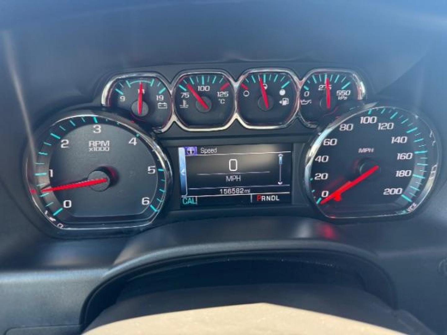 2018 Quicksilver Metallic /Jet Black GMC Sierra 1500 SLE (3GTU2MEC6JG) with an EcoTec3 4.3L V-6 gasoline direct injection engine, AUTOMATIC transmission, located at 1235 N Woodruff Ave., Idaho Falls, 83401, (208) 523-1053, 43.507172, -112.000488 - At Timberline Auto, finding a great deal on your next vehicle is always easy! Our experienced sales staff's goal is to help find you the right vehicle at the right price! Our knowledgeable finance department has options for almost any credit score. We offer extended service contract options to prote - Photo#18