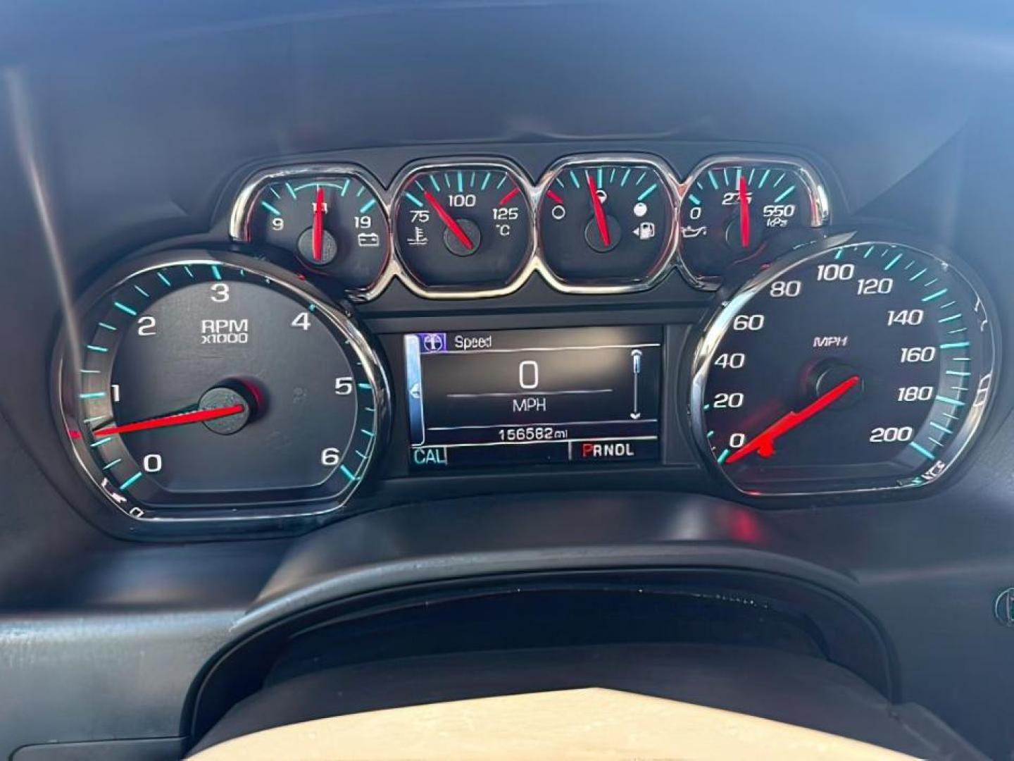 2018 Quicksilver Metallic /Jet Black GMC Sierra 1500 SLE (3GTU2MEC6JG) with an EcoTec3 4.3L V-6 gasoline direct injection engine, AUTOMATIC transmission, located at 1235 N Woodruff Ave., Idaho Falls, 83401, (208) 523-1053, 43.507172, -112.000488 - At Timberline Auto, finding a great deal on your next vehicle is always easy! Our experienced sales staff's goal is to help find you the right vehicle at the right price! Our knowledgeable finance department has options for almost any credit score. We offer extended service contract options to prote - Photo#18