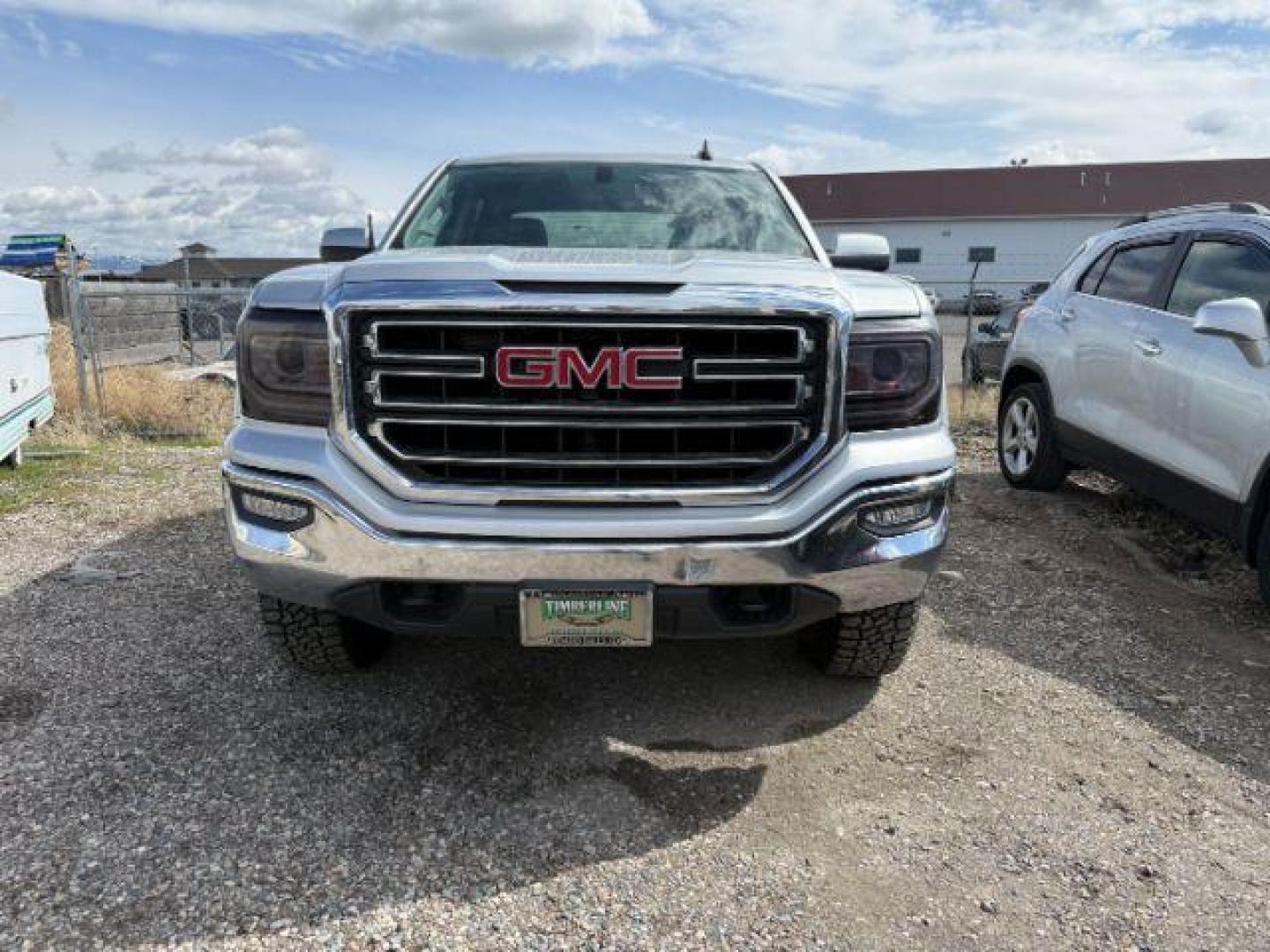 2018 Quicksilver Metallic /Jet Black GMC Sierra 1500 SLE (3GTU2MEC6JG) with an EcoTec3 4.3L V-6 gasoline direct injection engine, AUTOMATIC transmission, located at 1235 N Woodruff Ave., Idaho Falls, 83401, (208) 523-1053, 43.507172, -112.000488 - At Timberline Auto, finding a great deal on your next vehicle is always easy! Our experienced sales staff's goal is to help find you the right vehicle at the right price! Our knowledgeable finance department has options for almost any credit score. We offer extended service contract options to prote - Photo#4