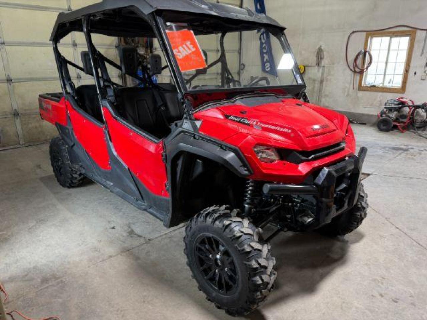 2023 RED /BASE HONDA PIONEER 1000 (1HFVE0848P4) with an 1000CC engine, AUTO transmission, located at 1235 N Woodruff Ave., Idaho Falls, 83401, (208) 523-1053, 43.507172, -112.000488 - At Timberline Auto, finding a great deal on your next vehicle is always easy! Our experienced sales staff's goal is to help find you the right vehicle at the right price! Our knowledgeable finance department has options for almost any credit score. We offer extended service contract options to prote - Photo#5