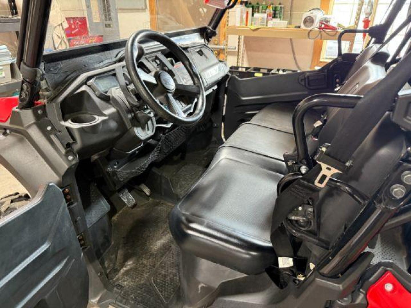 2023 RED /BASE HONDA PIONEER 1000 (1HFVE0848P4) with an 1000CC engine, AUTO transmission, located at 1235 N Woodruff Ave., Idaho Falls, 83401, (208) 523-1053, 43.507172, -112.000488 - At Timberline Auto, finding a great deal on your next vehicle is always easy! Our experienced sales staff's goal is to help find you the right vehicle at the right price! Our knowledgeable finance department has options for almost any credit score. We offer extended service contract options to prote - Photo#7