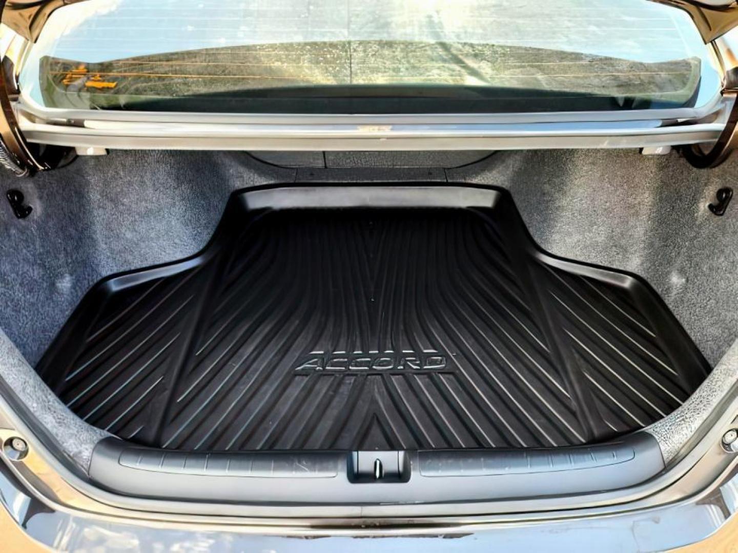 2018 BROWN /Black Honda Accord (1HGCV2F98JA) with an 2L I-4 gasoline direct injection engine, Automatic transmission, located at 1175 N Woodruff Ave, Idaho Falls, ID, 83401, 43.506901, -111.999657 - At Timberline Auto, finding a great deal on your next vehicle is always easy! Our experienced sales staff's goal is to help find you the right vehicle at the right price! Our knowledgeable finance department has options for almost any credit score. We offer extended service contract options to prote - Photo#4