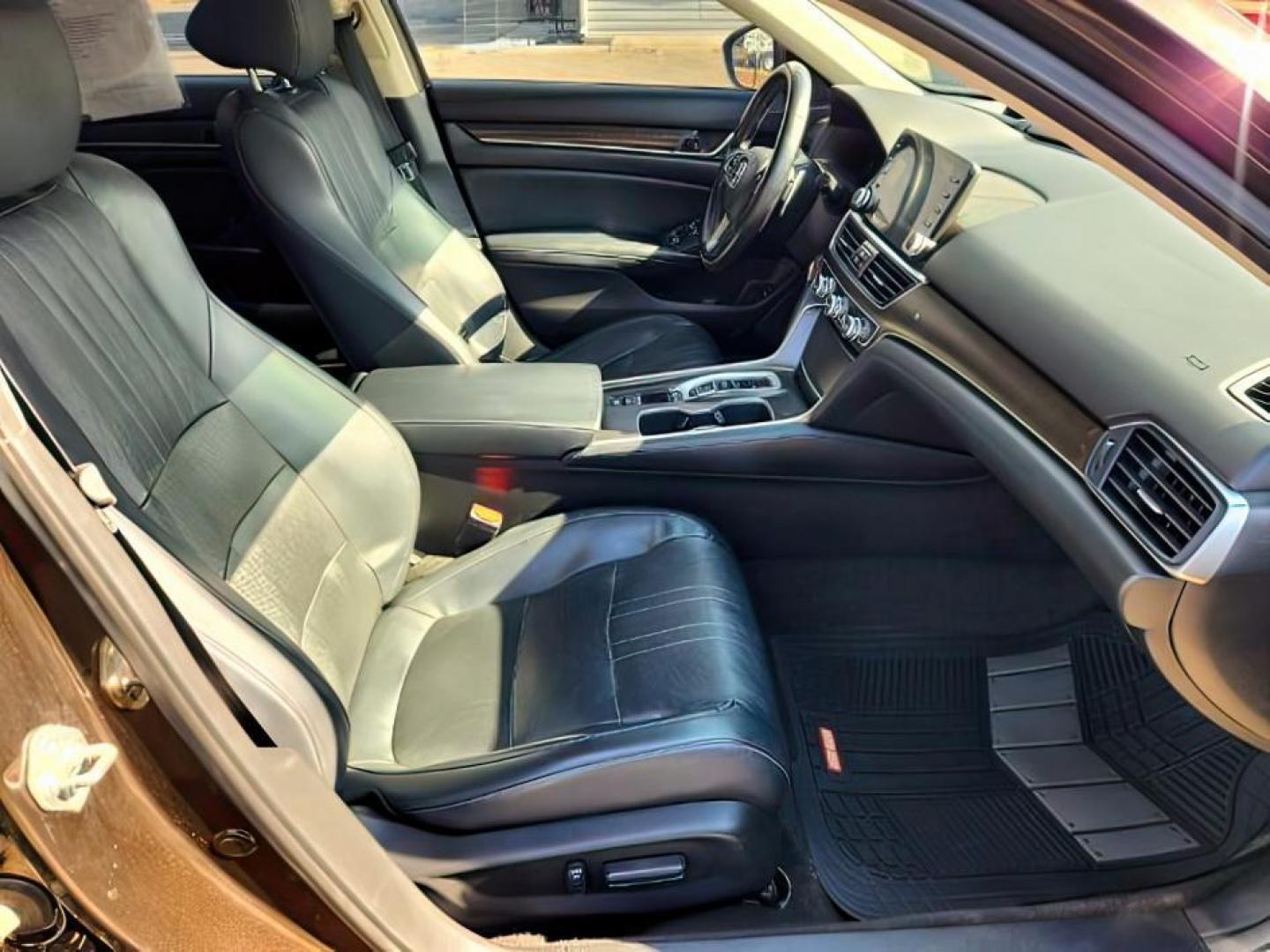 2018 BROWN /Black Honda Accord (1HGCV2F98JA) with an 2L I-4 gasoline direct injection engine, Automatic transmission, located at 1175 N Woodruff Ave, Idaho Falls, ID, 83401, 43.506901, -111.999657 - At Timberline Auto, finding a great deal on your next vehicle is always easy! Our experienced sales staff's goal is to help find you the right vehicle at the right price! Our knowledgeable finance department has options for almost any credit score. We offer extended service contract options to prote - Photo#17