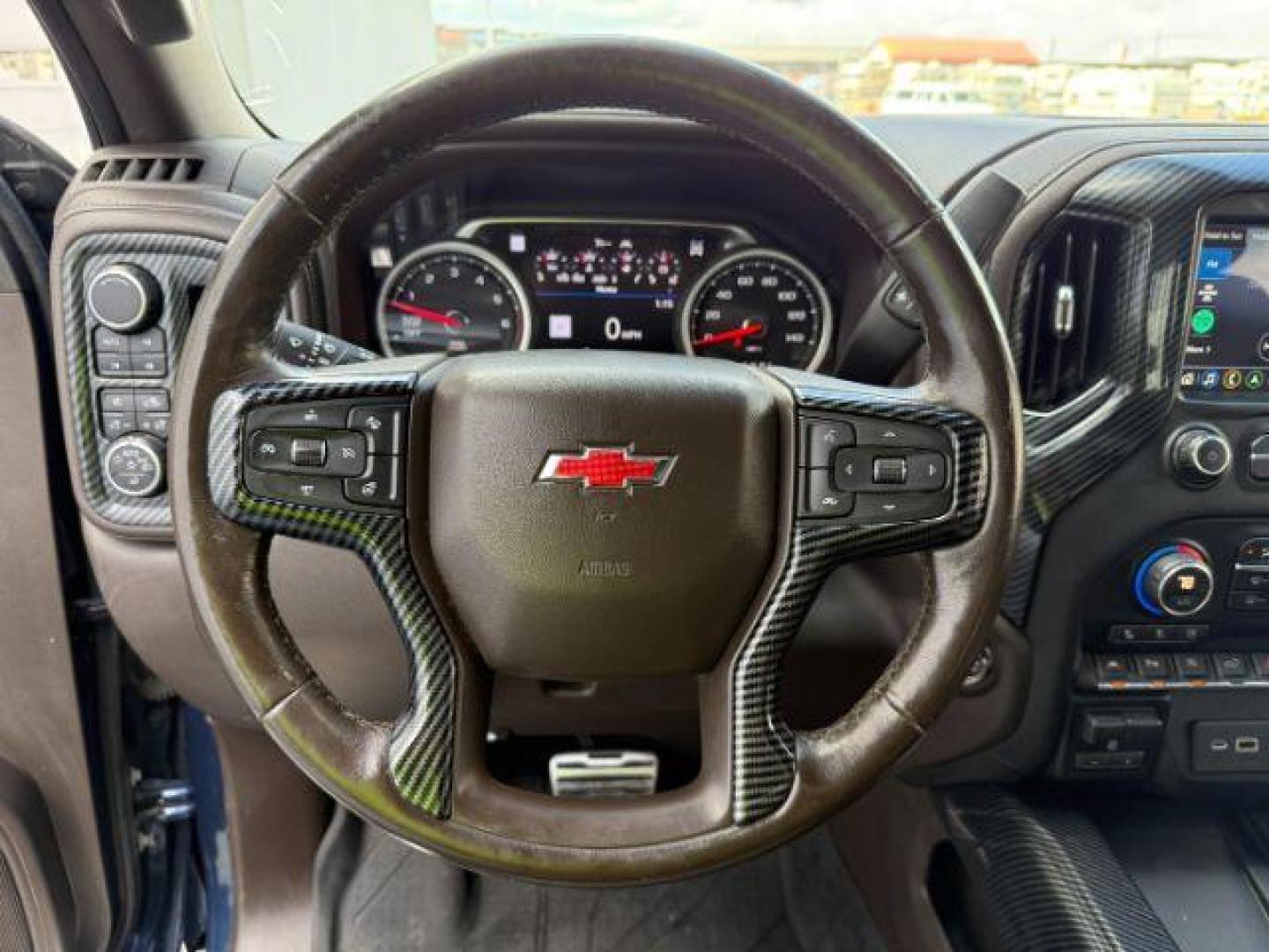 2019 Northsky Blue Metallic /Gideon/Very Dark Atmosphere Chevrolet Silverado 1500 LTZ (1GCUYGEL4KZ) with an 6.2 engine, AUTOMATIC transmission, located at 1235 N Woodruff Ave., Idaho Falls, 83401, (208) 523-1053, 43.507172, -112.000488 - At Timberline Auto, finding a great deal on your next vehicle is always easy! Our experienced sales staff's goal is to help find you the right vehicle at the right price! Our knowledgeable finance department has options for almost any credit score. We offer extended service contract options to prote - Photo#12