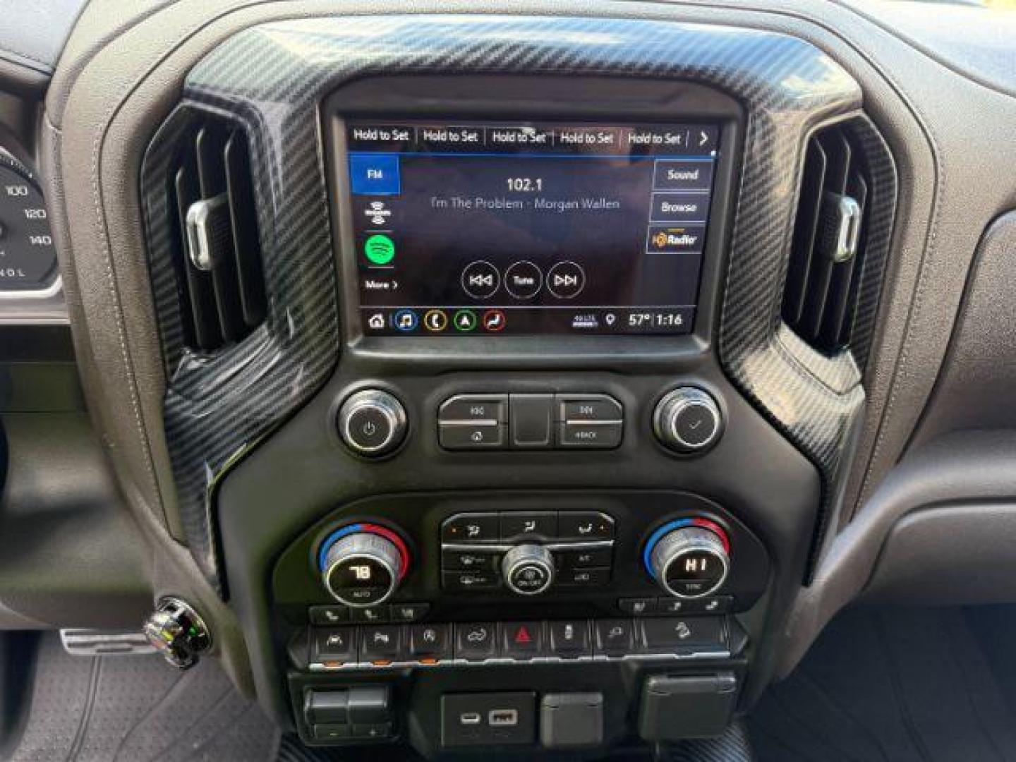 2019 Northsky Blue Metallic /Gideon/Very Dark Atmosphere Chevrolet Silverado 1500 LTZ (1GCUYGEL4KZ) with an 6.2 engine, AUTOMATIC transmission, located at 1235 N Woodruff Ave., Idaho Falls, 83401, (208) 523-1053, 43.507172, -112.000488 - At Timberline Auto, finding a great deal on your next vehicle is always easy! Our experienced sales staff's goal is to help find you the right vehicle at the right price! Our knowledgeable finance department has options for almost any credit score. We offer extended service contract options to prote - Photo#13
