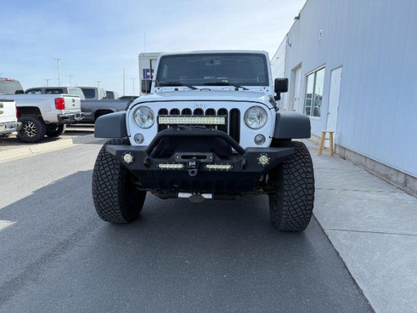 2016 Bright White Clearcoat /Black Jeep Wrangler Unlimited Rubicon (1C4BJWFG1GL) with an Pentastar 3.6L V-6 DOHC engine, AUTOMATIC transmission, located at 1235 N Woodruff Ave., Idaho Falls, 83401, (208) 523-1053, 43.507172, -112.000488 - Photo#6