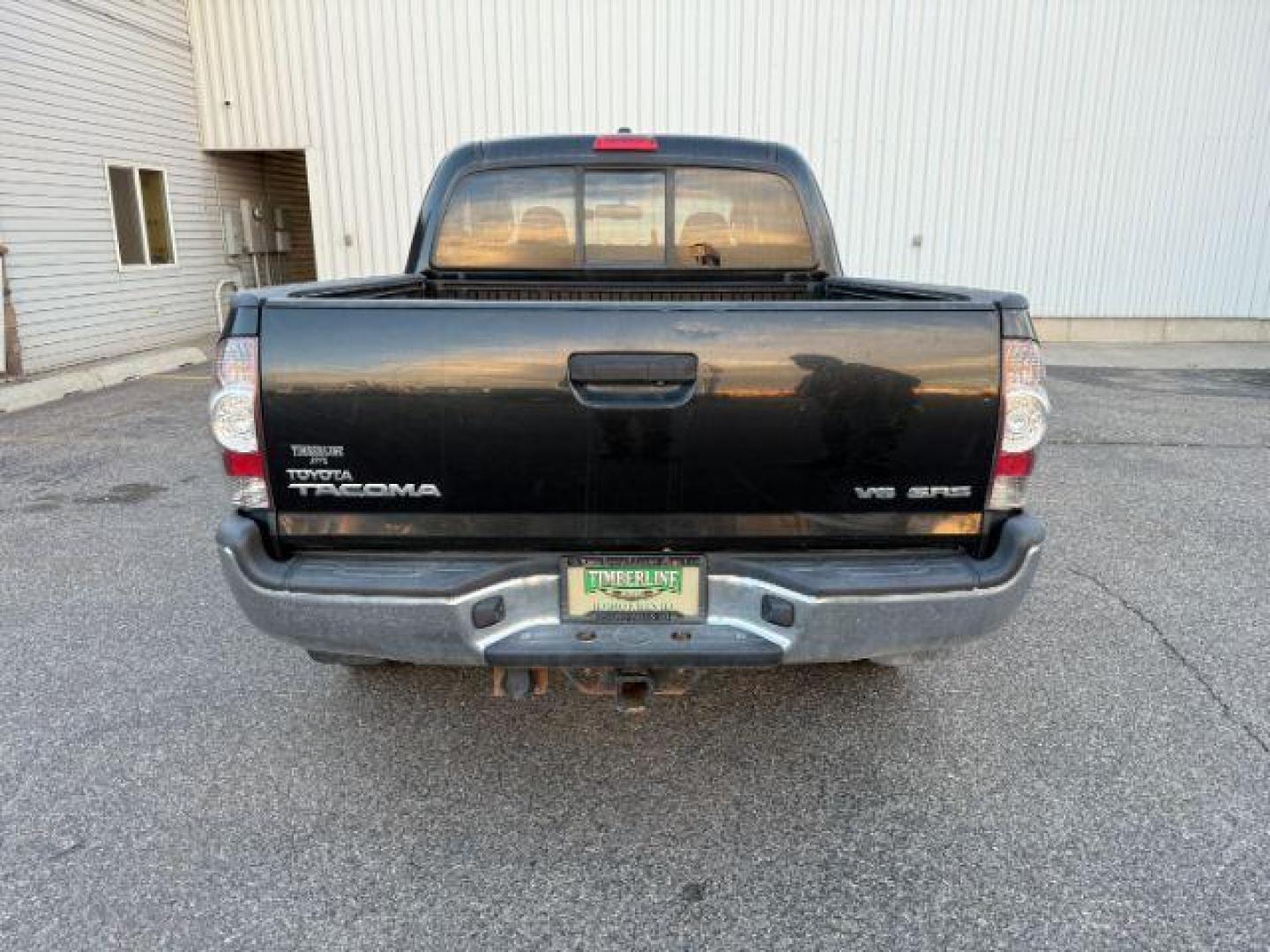 2009 BLACK /Graphite Toyota Tacoma (3TMLU42N69M) with an 4L V-6 DOHC engine, Automatic transmission, located at 1175 N Woodruff Ave, Idaho Falls, ID, 83401, 43.506901, -111.999657 - At Timberline Auto, finding a great deal on your next vehicle is always easy! Our experienced sales staff's goal is to help find you the right vehicle at the right price! Our knowledgeable finance department has options for almost any credit score. We offer extended service contract options to prote - Photo#18