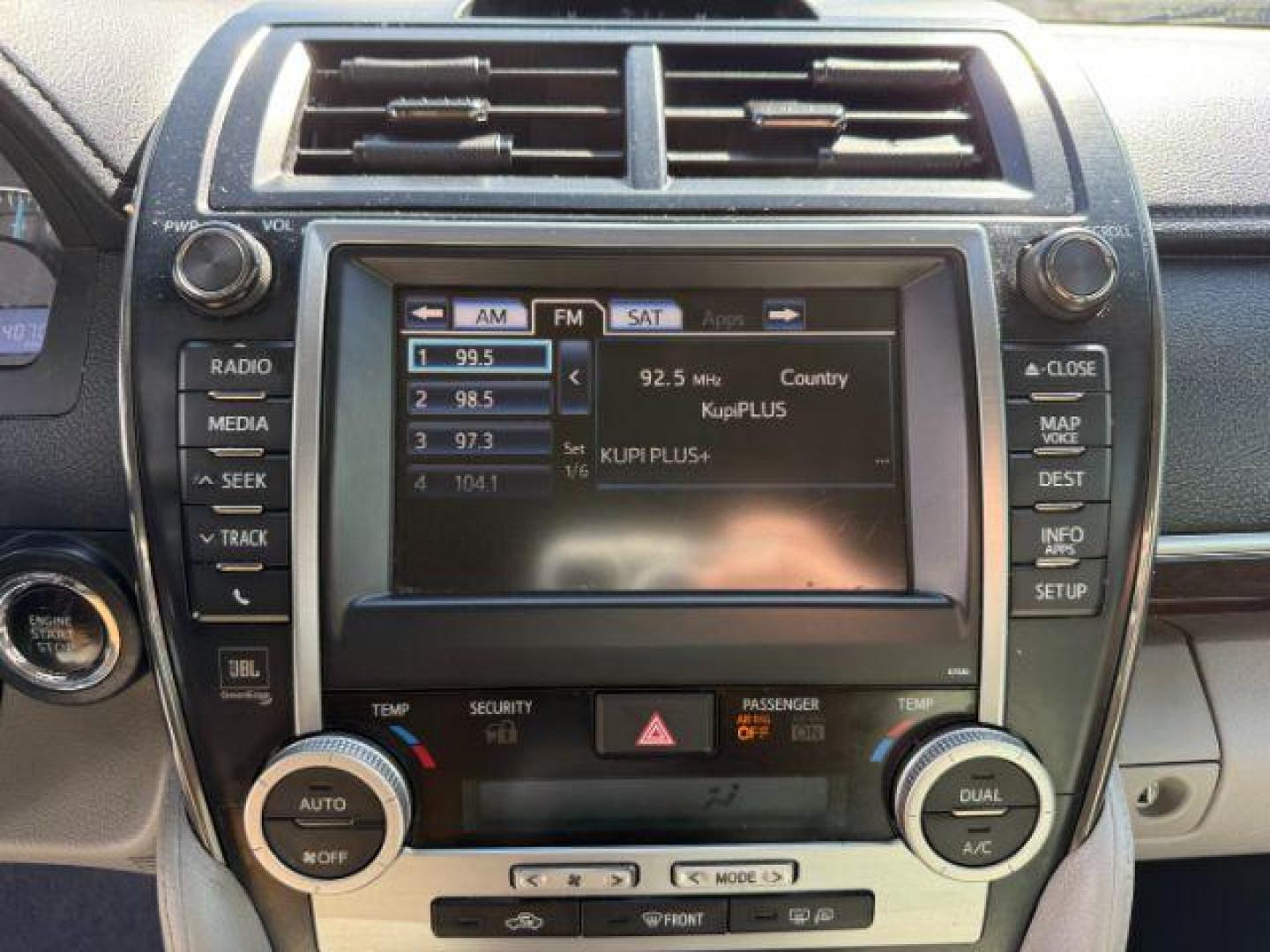 2012 Magnetic Gray Metallic /Ash Toyota Camry SE V6 | XLE V6 (4T1BK1FK5CU) with an 3.5L V-6 DOHC engine, AUTOMATIC transmission, located at 1235 N Woodruff Ave., Idaho Falls, 83401, (208) 523-1053, 43.507172, -112.000488 - At Timberline Auto, finding a great deal on your next vehicle is always easy! Our experienced sales staff's goal is to help find you the right vehicle at the right price! Our knowledgeable finance department has options for almost any credit score. We offer extended service contract options to prote - Photo#11