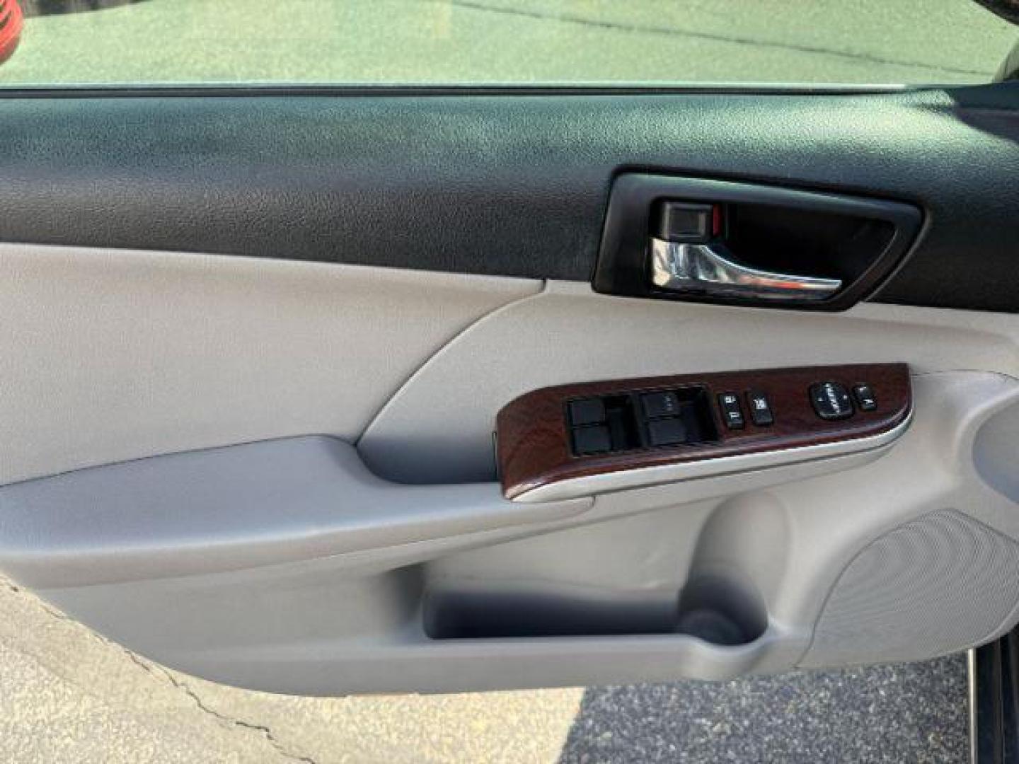 2012 Magnetic Gray Metallic /Ash Toyota Camry SE V6 | XLE V6 (4T1BK1FK5CU) with an 3.5L V-6 DOHC engine, AUTOMATIC transmission, located at 1235 N Woodruff Ave., Idaho Falls, 83401, (208) 523-1053, 43.507172, -112.000488 - At Timberline Auto, finding a great deal on your next vehicle is always easy! Our experienced sales staff's goal is to help find you the right vehicle at the right price! Our knowledgeable finance department has options for almost any credit score. We offer extended service contract options to prote - Photo#15