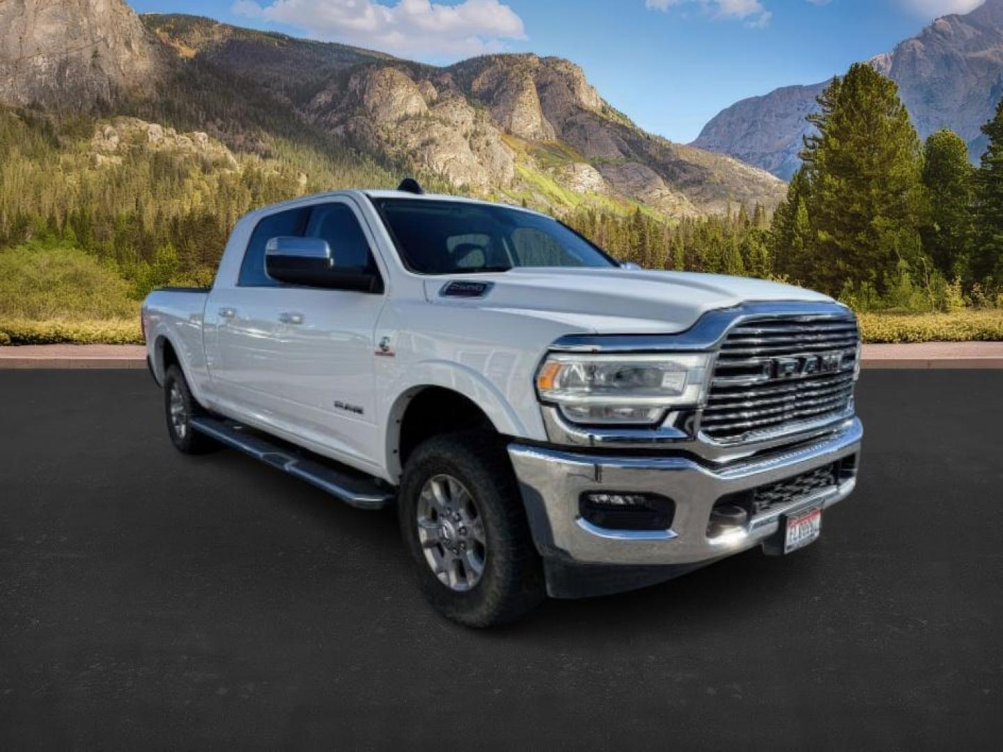 2022 Bright White Clearcoat /Black Ram 2500 (3C6UR5NL6NG) with an 67 engine, Automatic transmission, located at 1175 N Woodruff Ave, Idaho Falls, ID, 83401, 43.506901, -111.999657 - At Timberline Auto, finding a great deal on your next vehicle is always easy! Our experienced sales staff's goal is to help find you the right vehicle at the right price! Our knowledgeable finance department has options for almost any credit score. We offer extended service contract options to prote - Photo#7