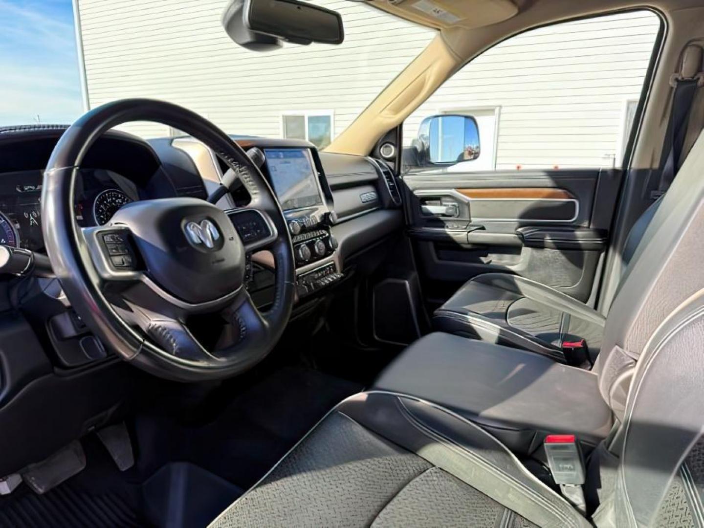 2022 Bright White Clearcoat /Black Ram 2500 (3C6UR5NL6NG) with an 67 engine, Automatic transmission, located at 1175 N Woodruff Ave, Idaho Falls, ID, 83401, 43.506901, -111.999657 - At Timberline Auto, finding a great deal on your next vehicle is always easy! Our experienced sales staff's goal is to help find you the right vehicle at the right price! Our knowledgeable finance department has options for almost any credit score. We offer extended service contract options to prote - Photo#12