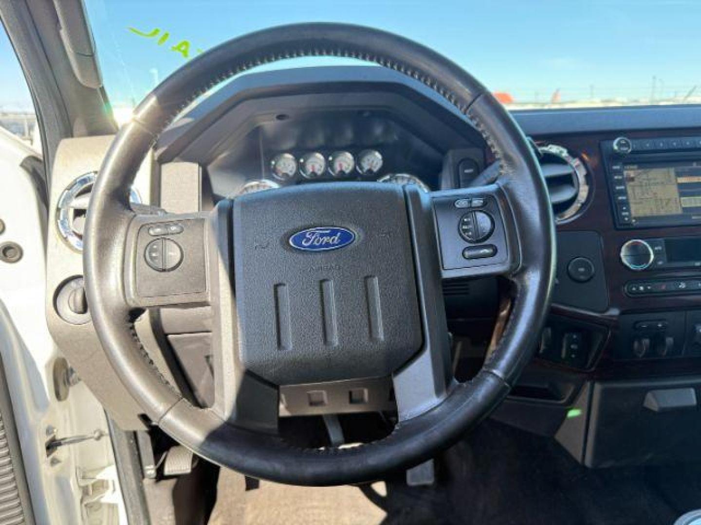 2010 Oxford White /Ebony Ford F-350 LARIAT (1FTWW3BR8AE) with an Powerstroke 6.4L V-8 diesel direct injection engine, AUTOMATIC transmission, located at 1235 N Woodruff Ave., Idaho Falls, 83401, (208) 523-1053, 43.507172, -112.000488 - At Timberline Auto, finding a great deal on your next vehicle is always easy! Our experienced sales staff's goal is to help find you the right vehicle at the right price! Our knowledgeable finance department has options for almost any credit score. We offer extended service contract options to prote - Photo#11