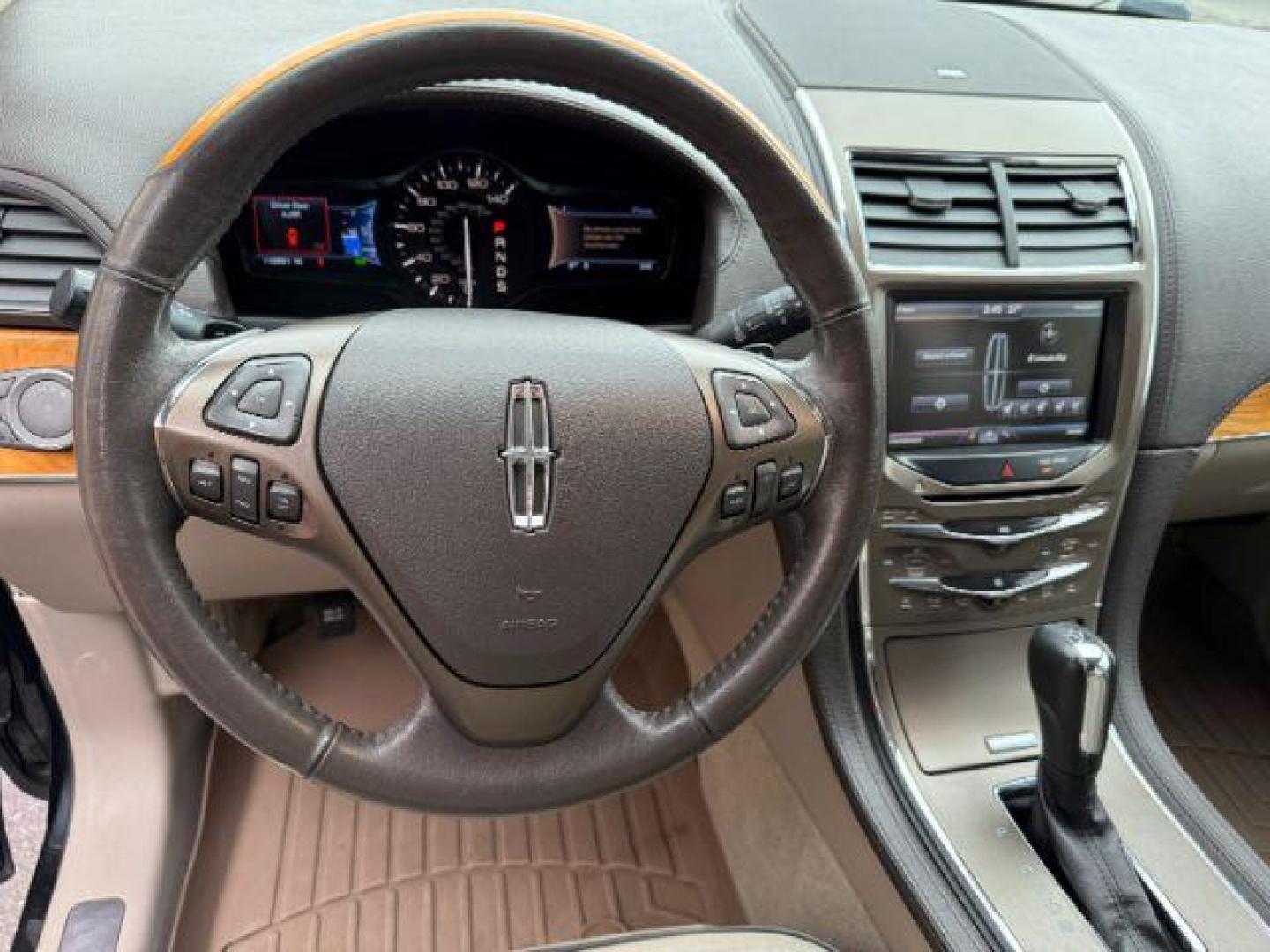 2014 BLACK /LEATHER Lincoln MKX BASE (2LMDJ8JK7EB) with an V6 engine, AUTOMATIC transmission, located at 1235 N Woodruff Ave., Idaho Falls, 83401, (208) 523-1053, 43.507172, -112.000488 - At Timberline Auto, finding a great deal on your next vehicle is always easy! Our experienced sales staff's goal is to help find you the right vehicle at the right price! Our knowledgeable finance department has options for almost any credit score. We offer extended service contract options to prote - Photo#11