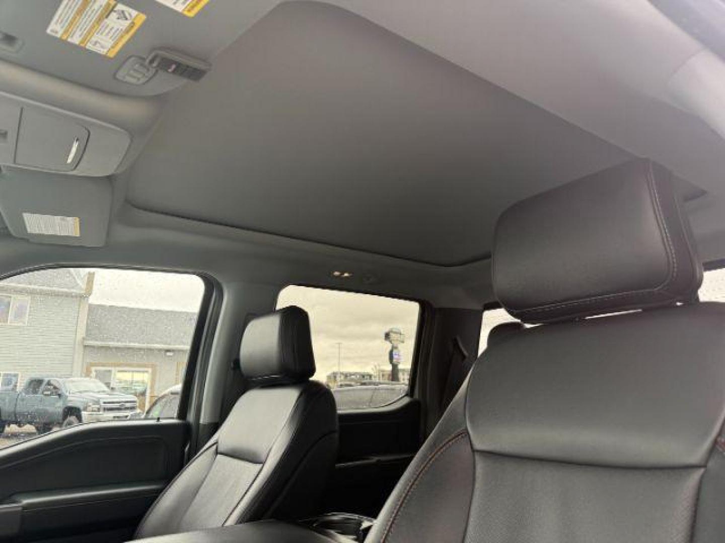 2022 Iconic Silver Metallic /Black Ford F-150 LARIAT (1FTFW1E83NF) with an 3.5L V-6 port/direct injection engine, AUTOMATIC transmission, located at 1235 N Woodruff Ave., Idaho Falls, 83401, (208) 523-1053, 43.507172, -112.000488 - At Timberline Auto, finding a great deal on your next vehicle is always easy! Our experienced sales staff's goal is to help find you the right vehicle at the right price! Our knowledgeable finance department has options for almost any credit score. We offer extended service contract options to prote - Photo#18