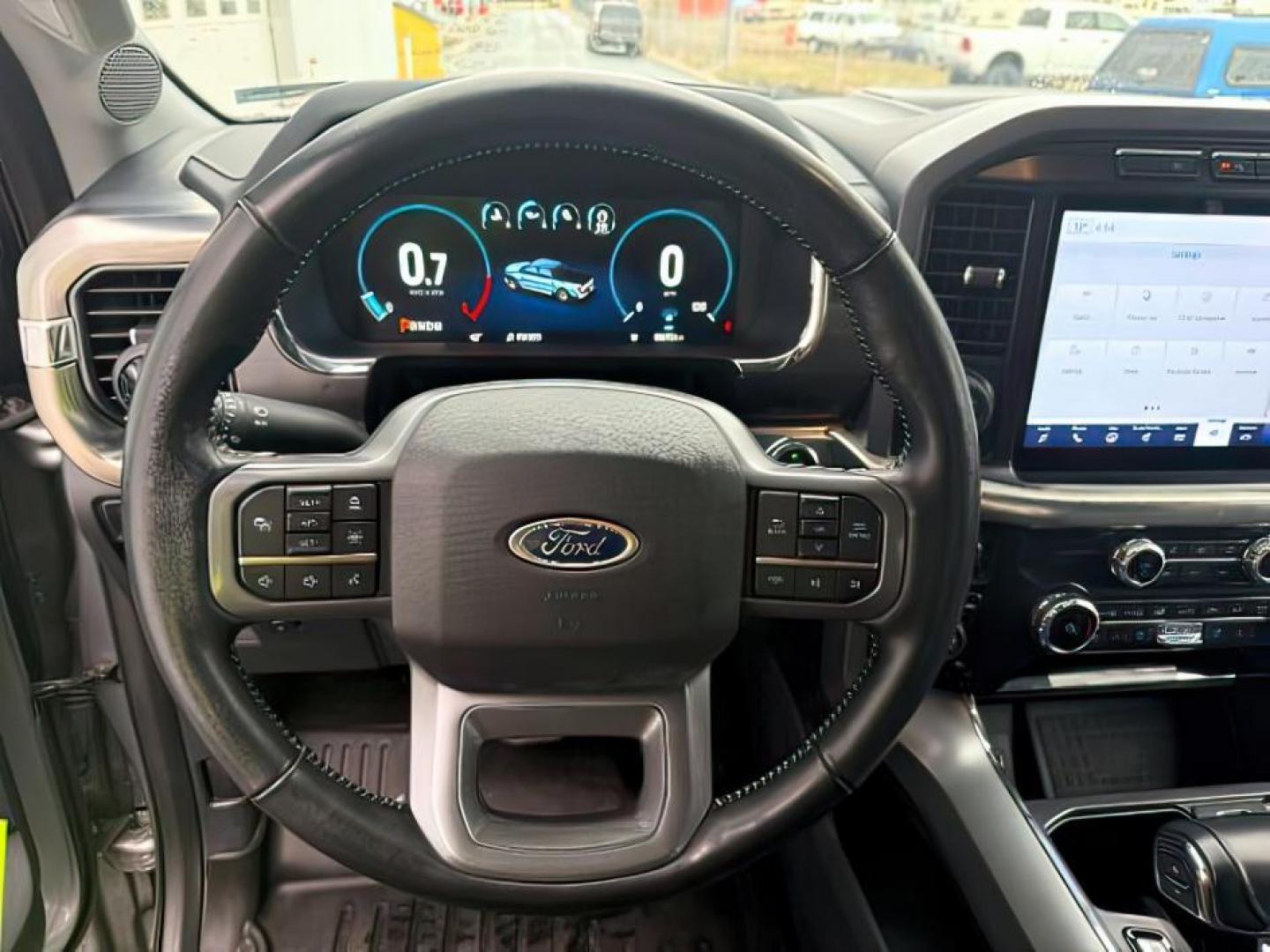 2022 Iconic Silver Metallic /Black Ford F-150 (1FTFW1E83NF) with an 35L V-6 portdirect injection engine, Automatic transmission, located at 1175 N Woodruff Ave, Idaho Falls, ID, 83401, 43.506901, -111.999657 - At Timberline Auto, finding a great deal on your next vehicle is always easy! Our experienced sales staff's goal is to help find you the right vehicle at the right price! Our knowledgeable finance department has options for almost any credit score. We offer extended service contract options to prote - Photo#12
