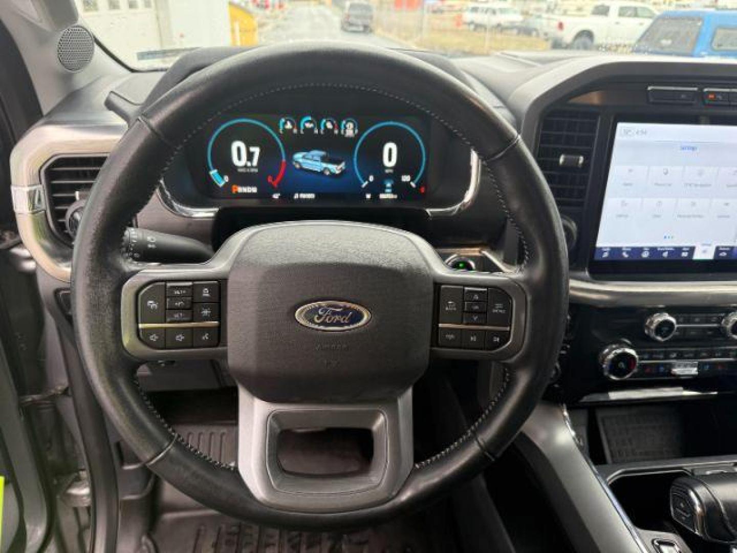 2022 Iconic Silver Metallic /Black Ford F-150 LARIAT (1FTFW1E83NF) with an 3.5L V-6 port/direct injection engine, AUTOMATIC transmission, located at 1235 N Woodruff Ave., Idaho Falls, 83401, (208) 523-1053, 43.507172, -112.000488 - At Timberline Auto, finding a great deal on your next vehicle is always easy! Our experienced sales staff's goal is to help find you the right vehicle at the right price! Our knowledgeable finance department has options for almost any credit score. We offer extended service contract options to prote - Photo#12