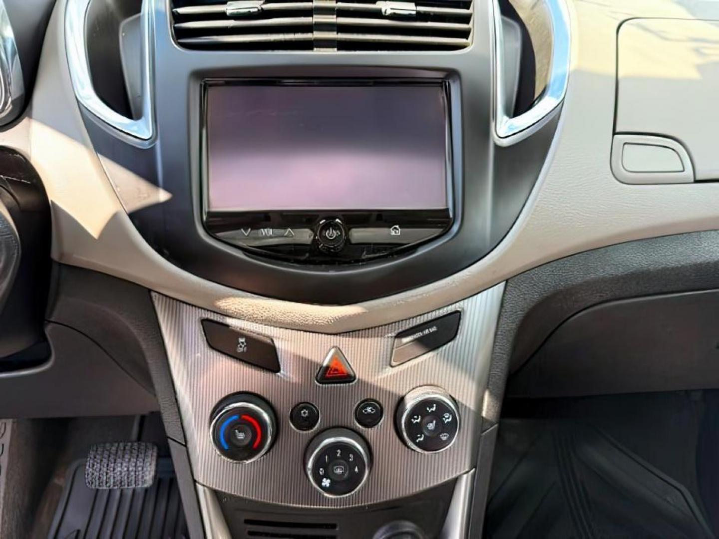 2016 Champagne Silver Metallic /Jet Black/Light Titanium Chevrolet Trax LTZ (3GNCJRSB1GL) with an Ecotec 1.4L I-4 DOHC engine, AUTOMATIC transmission, located at 1235 N Woodruff Ave., Idaho Falls, 83401, (208) 523-1053, 43.507172, -112.000488 - At Timberline Auto, finding a great deal on your next vehicle is always easy! Our experienced sales staff's goal is to help find you the right vehicle at the right price! Our knowledgeable finance department has options for almost any credit score. We offer extended service contract options to prote - Photo#14
