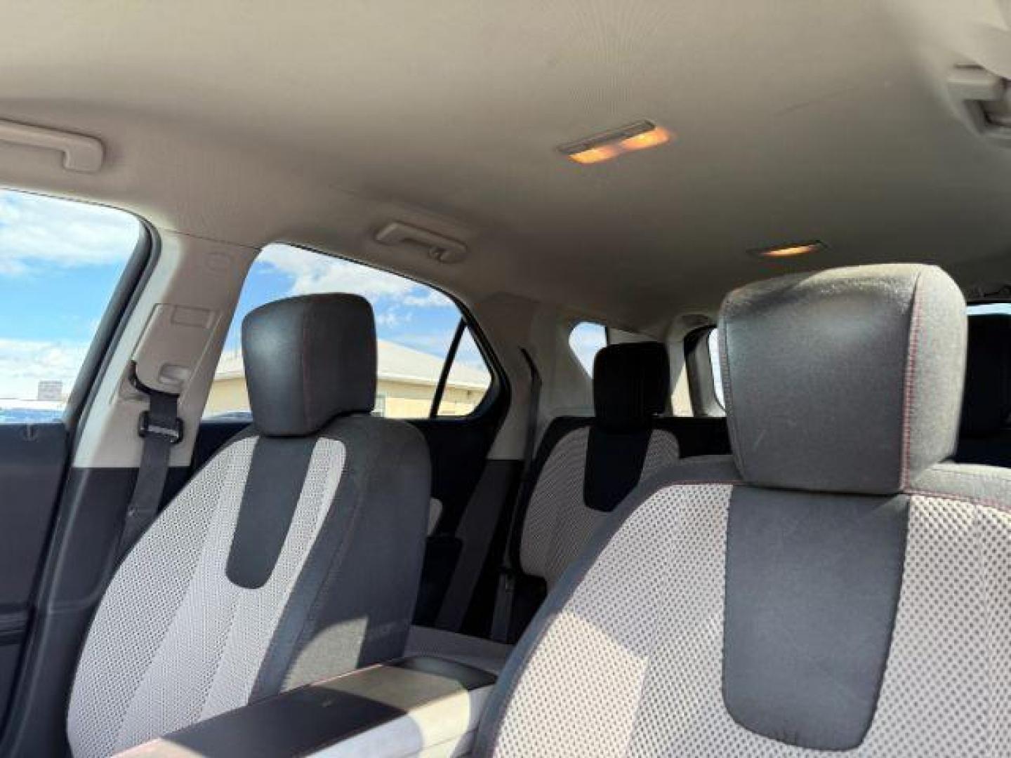 2014 Silver Ice Metallic /Light Titanium/Jet Black Chevrolet Equinox 2LT (2GNFLGE37E6) with an 2.4L I-4 gasoline direct injection engine, AUTOMATIC transmission, located at 1235 N Woodruff Ave., Idaho Falls, 83401, (208) 523-1053, 43.507172, -112.000488 - At Timberline Auto, finding a great deal on your next vehicle is always easy! Our experienced sales staff's goal is to help find you the right vehicle at the right price! Our knowledgeable finance department has options for almost any credit score. We offer extended service contract options to prote - Photo#17