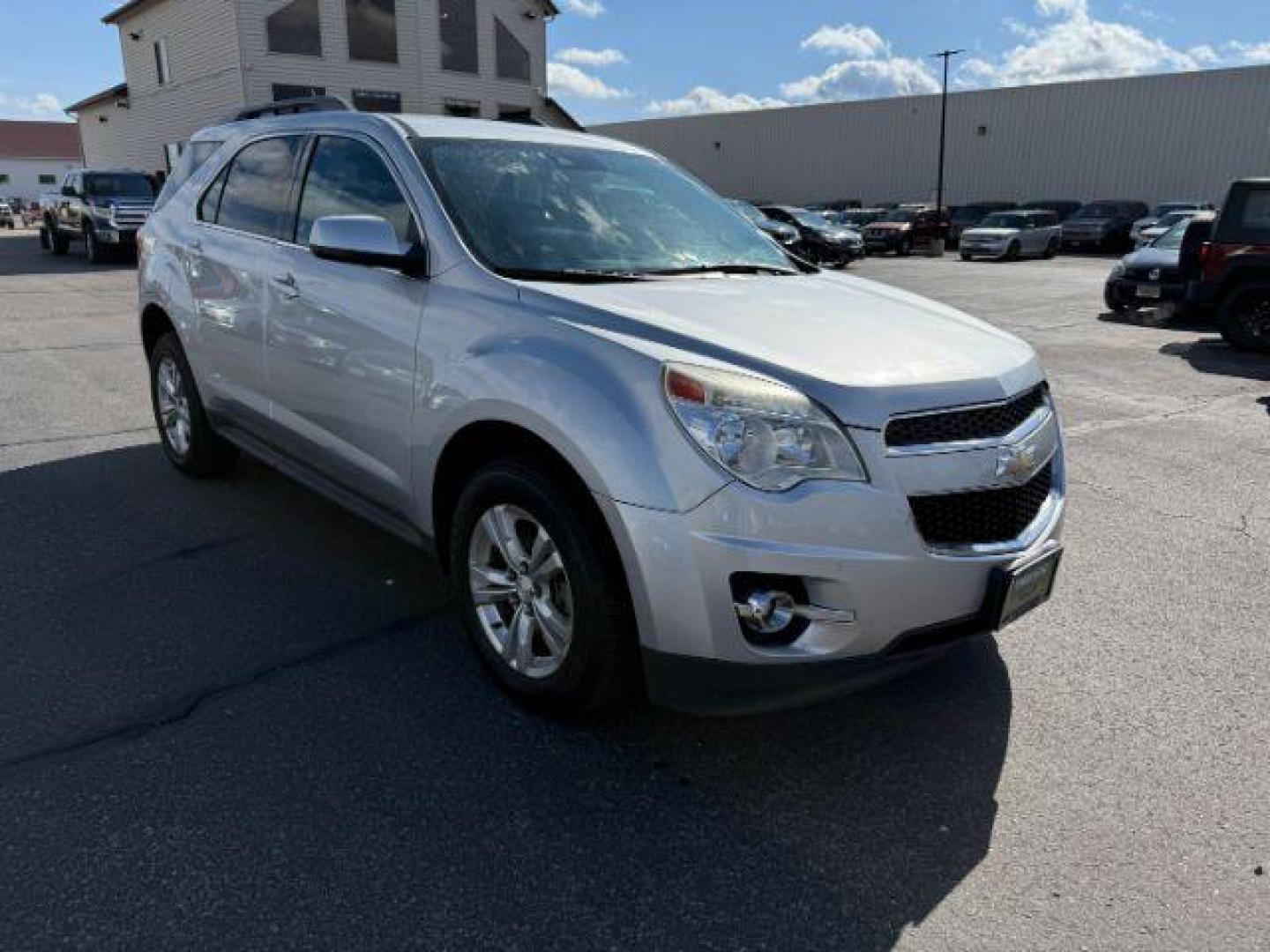2014 Silver Ice Metallic /Light Titanium/Jet Black Chevrolet Equinox 2LT (2GNFLGE37E6) with an 2.4L I-4 gasoline direct injection engine, AUTOMATIC transmission, located at 1235 N Woodruff Ave., Idaho Falls, 83401, (208) 523-1053, 43.507172, -112.000488 - At Timberline Auto, finding a great deal on your next vehicle is always easy! Our experienced sales staff's goal is to help find you the right vehicle at the right price! Our knowledgeable finance department has options for almost any credit score. We offer extended service contract options to prote - Photo#8