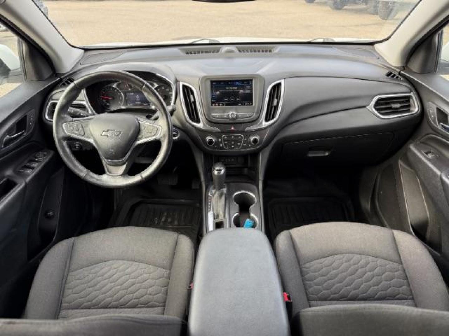 2019 Summit White /Medium Ash Gray Chevrolet Equinox LT (2GNAXUEVXK6) with an 1.5L I-4 gasoline direct injection engine, AUTOMATIC transmission, located at 1235 N Woodruff Ave., Idaho Falls, 83401, (208) 523-1053, 43.507172, -112.000488 - At Timberline Auto, finding a great deal on your next vehicle is always easy! Our experienced sales staff's goal is to help find you the right vehicle at the right price! Our knowledgeable finance department has options for almost any credit score. We offer extended service contract options to prote - Photo#18