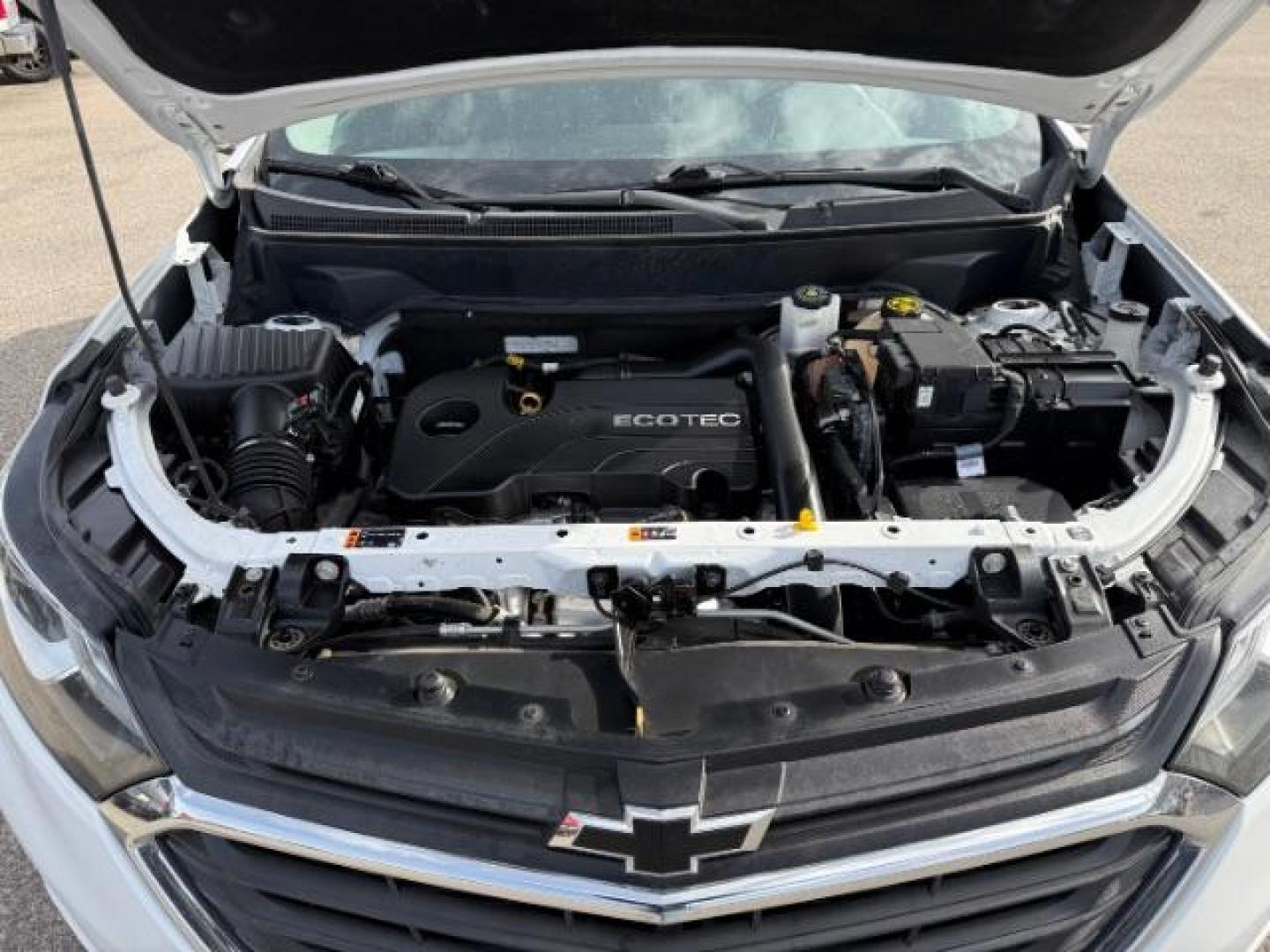 2019 Summit White /Medium Ash Gray Chevrolet Equinox LT (2GNAXUEVXK6) with an 1.5L I-4 gasoline direct injection engine, AUTOMATIC transmission, located at 1235 N Woodruff Ave., Idaho Falls, 83401, (208) 523-1053, 43.507172, -112.000488 - At Timberline Auto, finding a great deal on your next vehicle is always easy! Our experienced sales staff's goal is to help find you the right vehicle at the right price! Our knowledgeable finance department has options for almost any credit score. We offer extended service contract options to prote - Photo#8