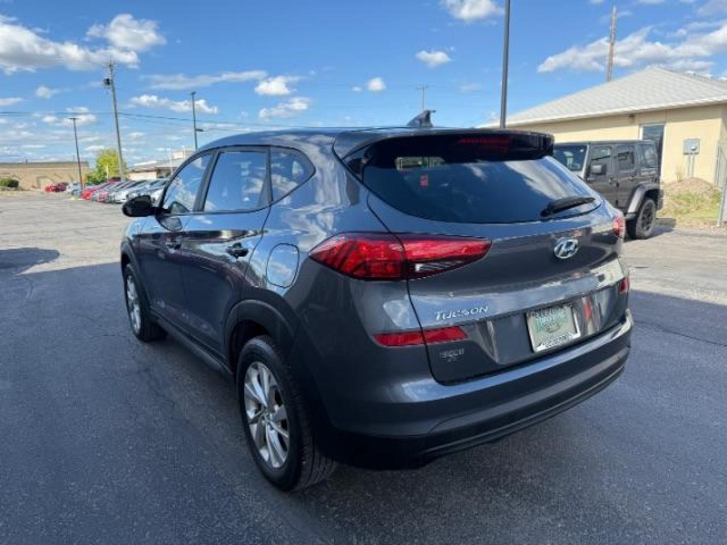 2019 GRAY /Black Hyundai Tucson SE (KM8J2CA43KU) with an Nu 2L I-4 gasoline direct injection engine, AUTOMATIC transmission, located at 1235 N Woodruff Ave., Idaho Falls, 83401, (208) 523-1053, 43.507172, -112.000488 - At Timberline Auto, finding a great deal on your next vehicle is always easy! Our experienced sales staff's goal is to help find you the right vehicle at the right price! Our knowledgeable finance department has options for almost any credit score. We offer extended service contract options to prote - Photo#2