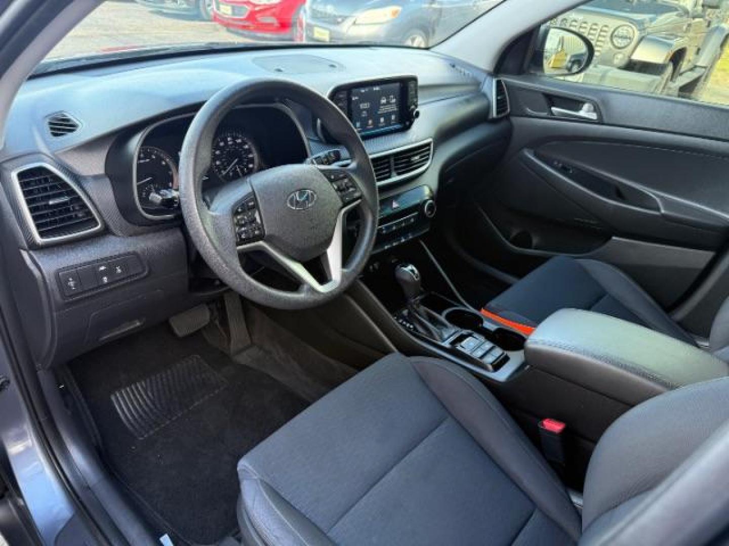 2019 GRAY /Black Hyundai Tucson SE (KM8J2CA43KU) with an Nu 2L I-4 gasoline direct injection engine, AUTOMATIC transmission, located at 1235 N Woodruff Ave., Idaho Falls, 83401, (208) 523-1053, 43.507172, -112.000488 - At Timberline Auto, finding a great deal on your next vehicle is always easy! Our experienced sales staff's goal is to help find you the right vehicle at the right price! Our knowledgeable finance department has options for almost any credit score. We offer extended service contract options to prote - Photo#9