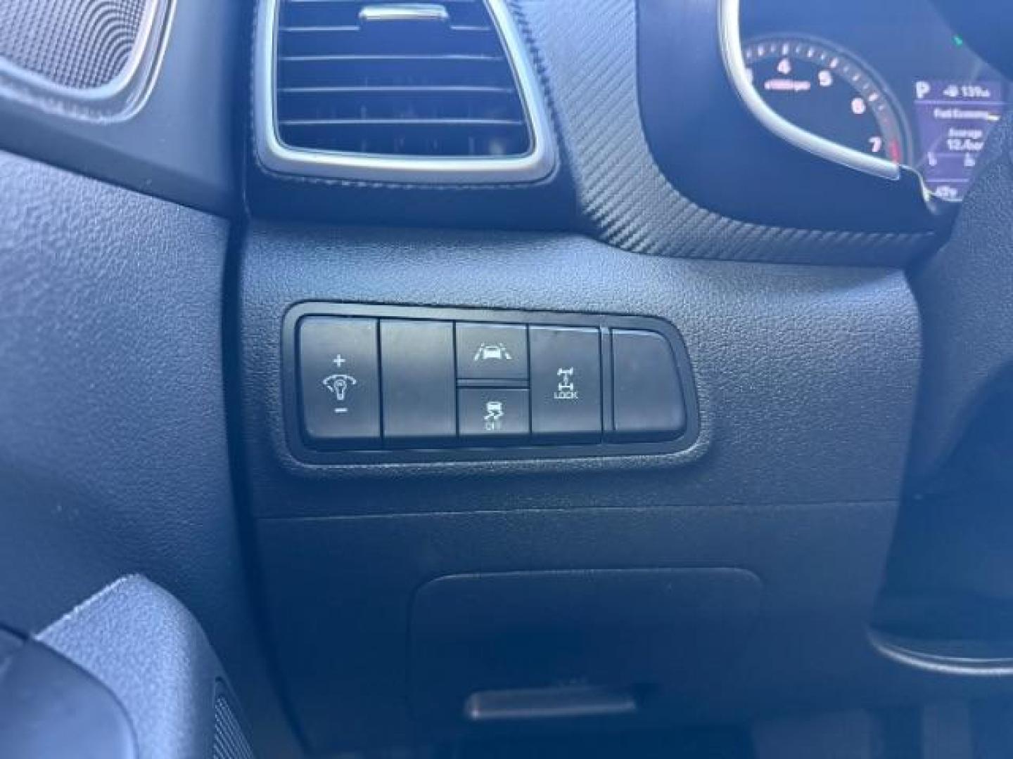 2019 GRAY /Black Hyundai Tucson SE (KM8J2CA43KU) with an Nu 2L I-4 gasoline direct injection engine, AUTOMATIC transmission, located at 1235 N Woodruff Ave., Idaho Falls, 83401, (208) 523-1053, 43.507172, -112.000488 - At Timberline Auto, finding a great deal on your next vehicle is always easy! Our experienced sales staff's goal is to help find you the right vehicle at the right price! Our knowledgeable finance department has options for almost any credit score. We offer extended service contract options to prote - Photo#19
