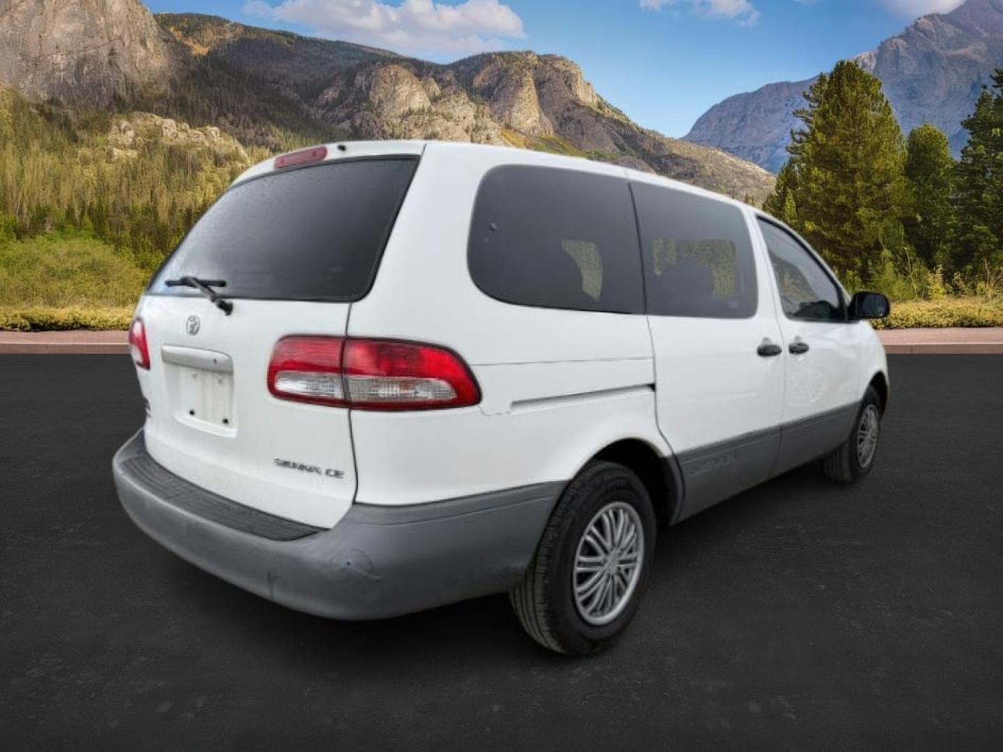 2001 Super White /Gray Toyota Sienna (4T3ZF19C51U) with an 3L V-6 DOHC engine, Automatic transmission, located at 1175 N Woodruff Ave, Idaho Falls, ID, 83401, 43.506901, -111.999657 - At Timberline Auto, finding a great deal on your next vehicle is always easy! Our experienced sales staff's goal is to help find you the right vehicle at the right price! Our knowledgeable finance department has options for almost any credit score. We offer extended service contract options to prote - Photo#3